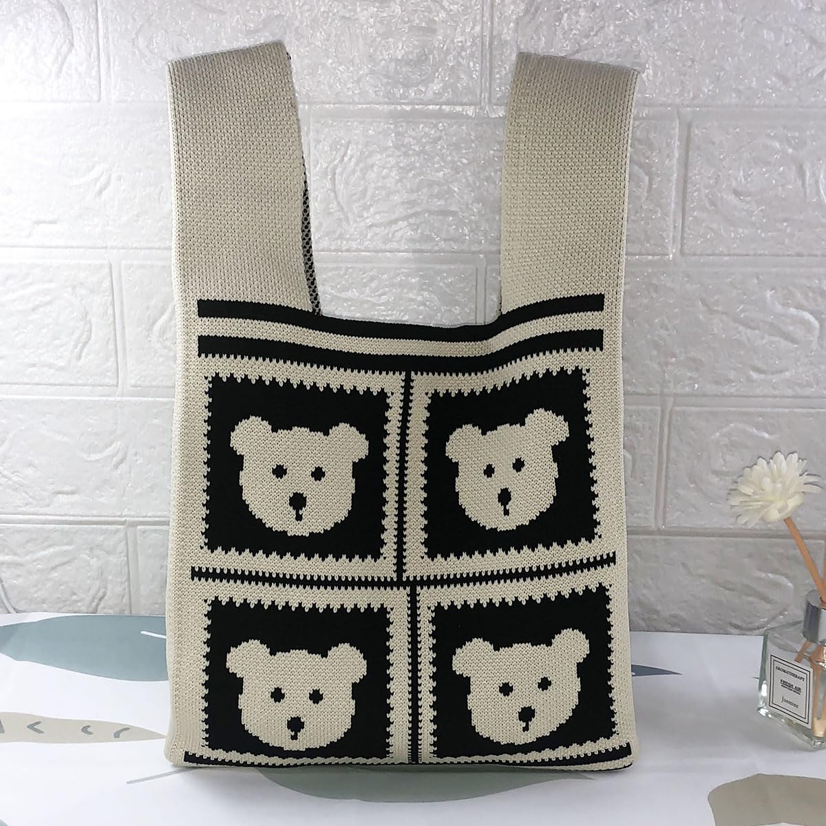 Women's Knit Wrist Bag, Fashionable and Minimalist Small Handbag, Portable Canvas Bag, Suitable for Shopping, Work (Little Bear)