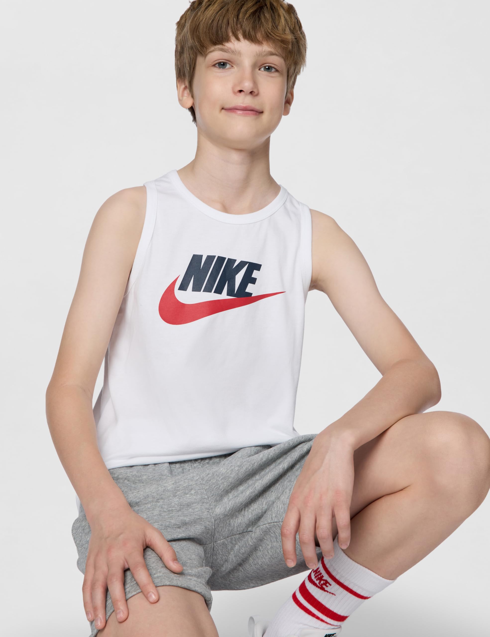 Nike Nike Sportswear Tanktop für Ältere Kinder T-Shirt (Bambini più Grandi) Unisex - Bambini e Ragazzi (Pacco da 1)
