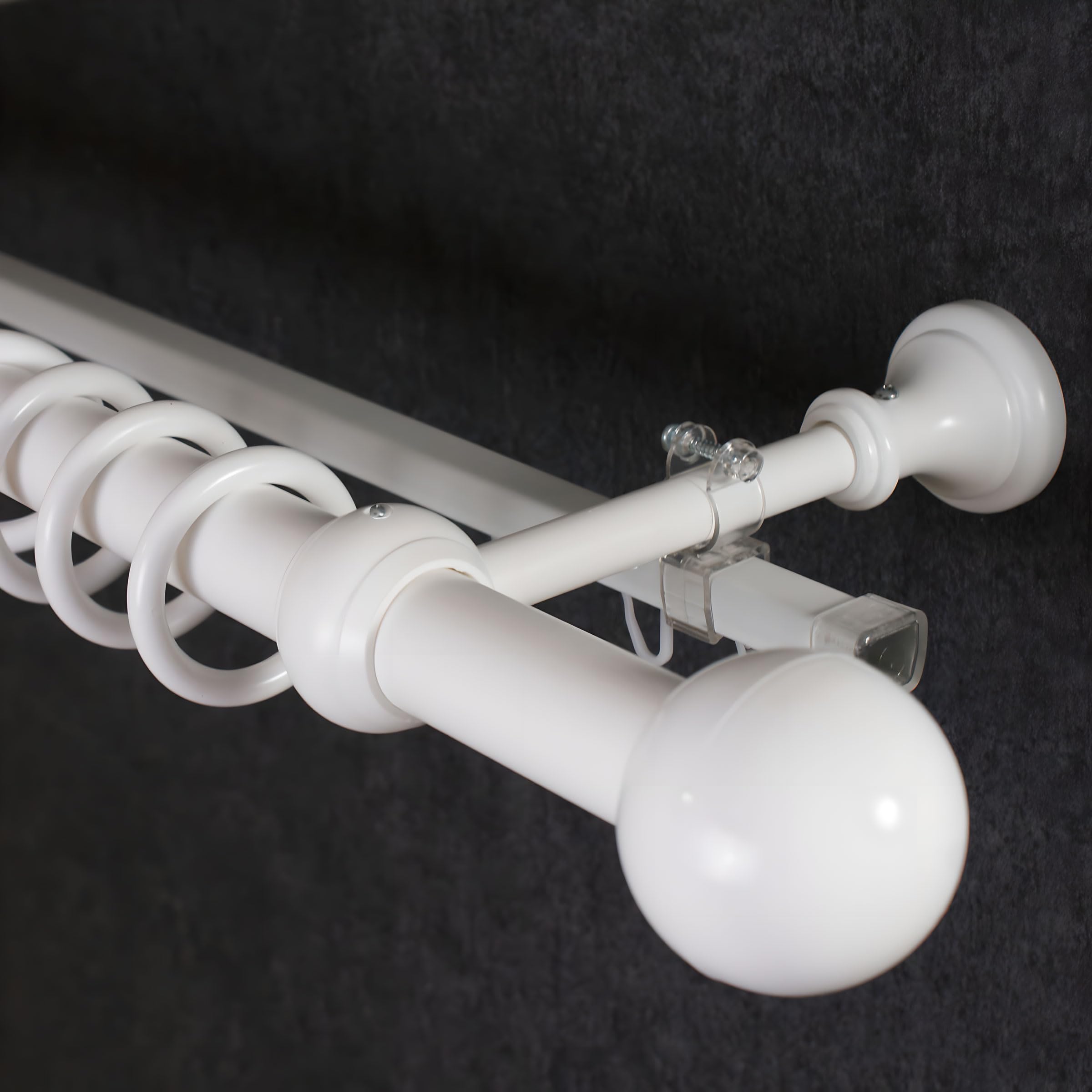 iso-design Gardinenstangen weiß 2-läufig mit U-Storelauf aus Metall und Kunststoff mit 28 mm Durchmesser Endstück Kugel, Gardinenstange mit U-Schiene, 320 cm (mittig geteilt)