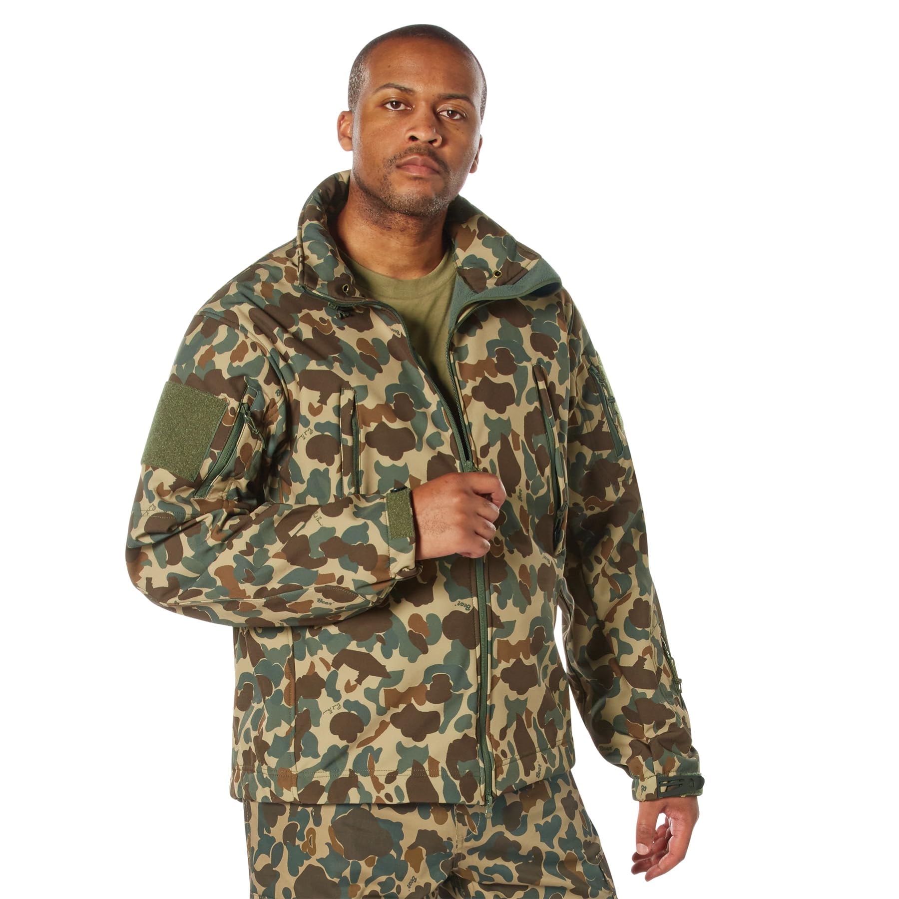 Rothco X Bear Archery Fred Bear Camo Special Ops Soft Shell Jacket – Cold & Wet Weather Hunting Coat, Fred Bear Camo, L