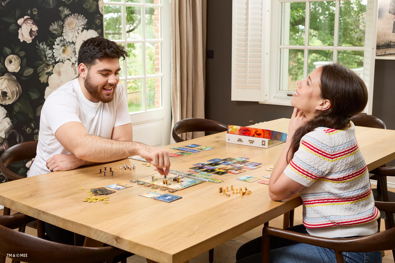 Asmodee El Señor de los Anillos: Duelo por la Tierra Media, Épico Juego de Estrategia para 2 Jugadores por Bauza y Cathala, A Partir de 10 Años, Para 2 o mas Jugadores, 30 Minutos por Partida, Español
