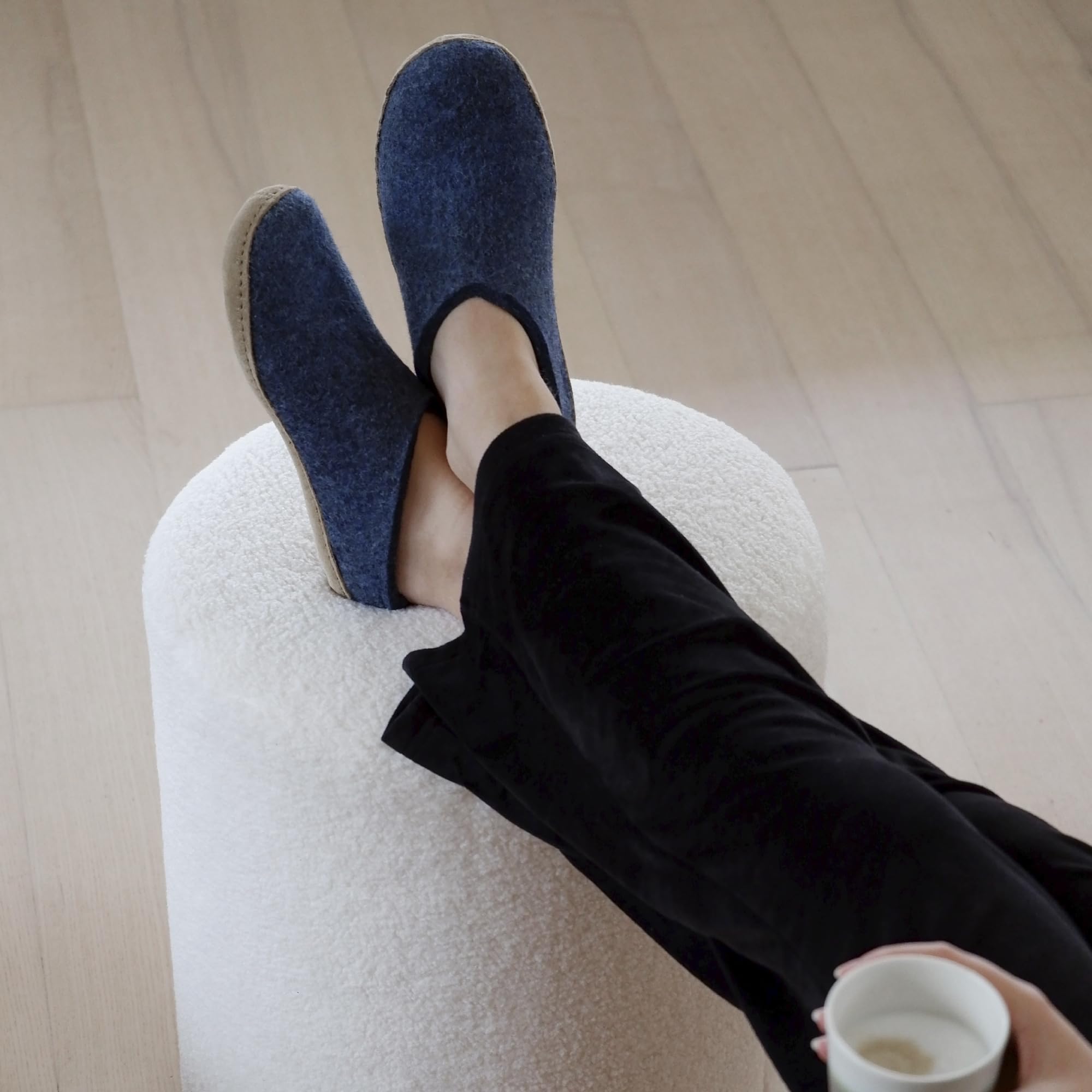 GLERUPS Slip On Hausschuhe Damen und Herren | Unisex Slipper aus Wolle mit Ledersohle