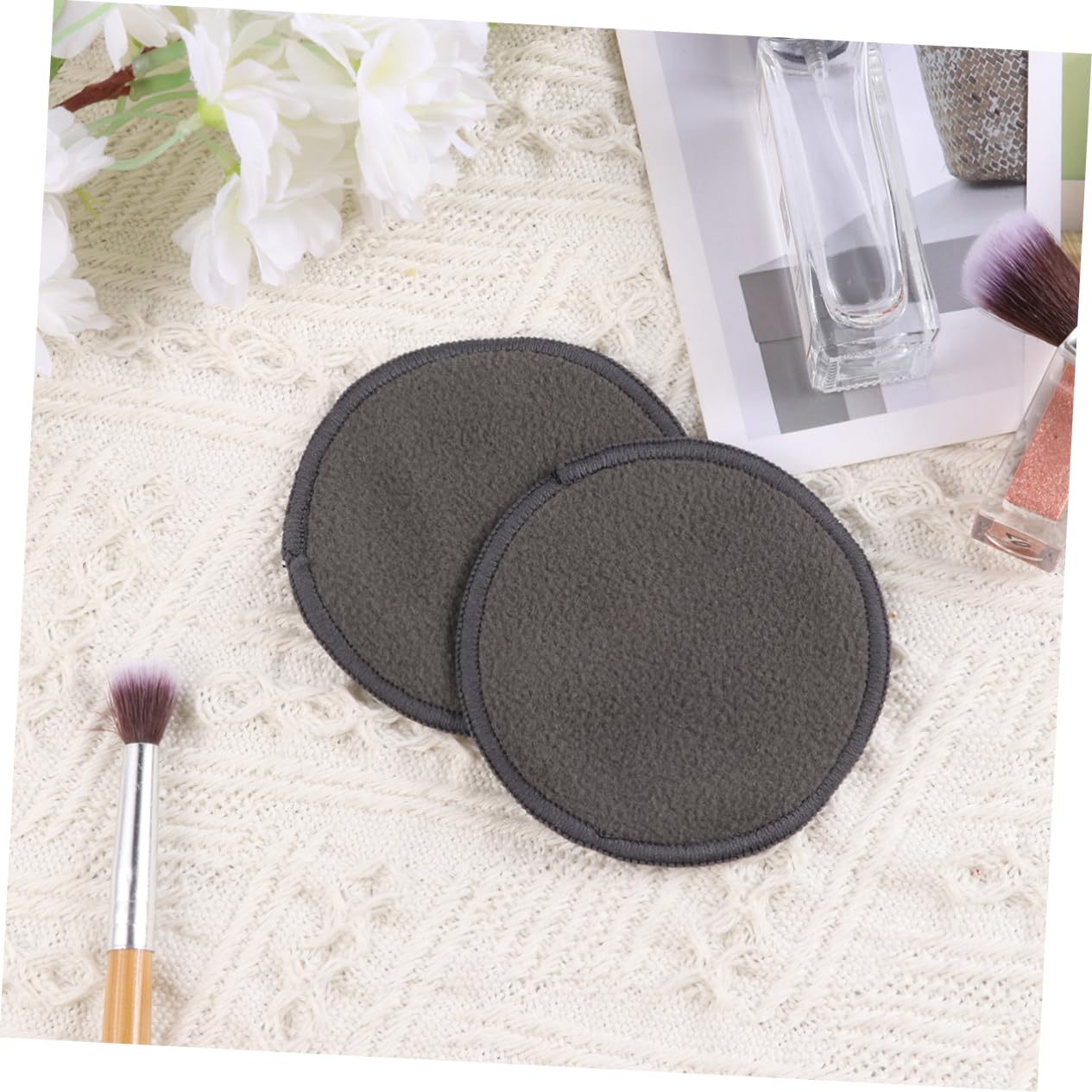 Beaupretty 10Pcs Charcoal Makeup Removal Pads Soft Facial Cleaning with Washable Storage Bag Cosmetic Supplies for All Skin