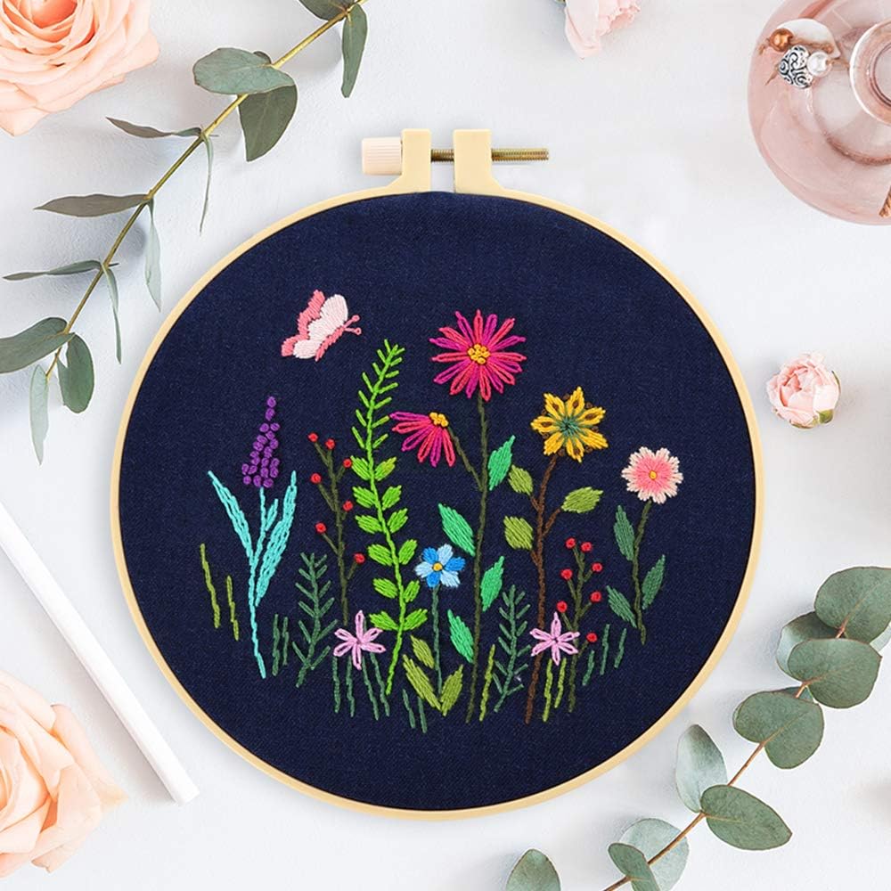 Pllieay Full Range Embroidery Starter Kit with Pattern and Instructions, Blue Embroidery Clothes with Floral Pattern, Plastic Embroidery Hoops, Color Threads and Tools
