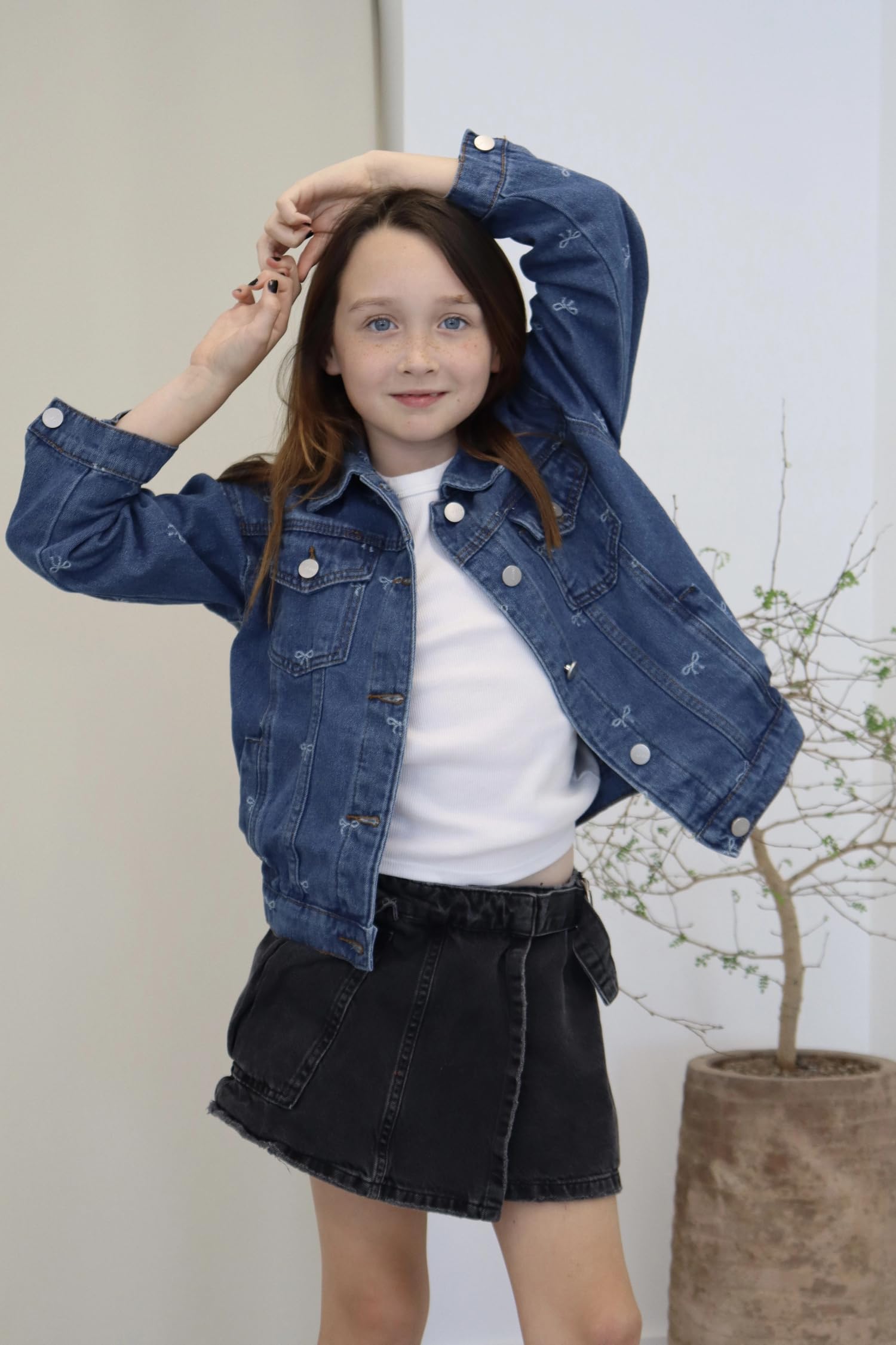 Rolanko Veste en Jean pour Filles, Blousons de Bleu Denim de Base Délavé, Chemises en Jean Boutonnées Vers le Bas