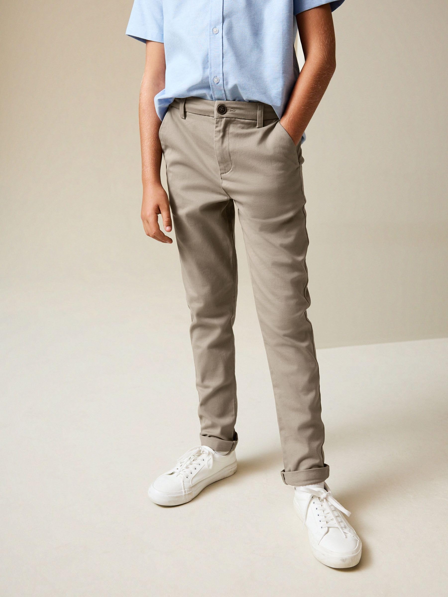 NEXT Ragazzo Confezione da 2 Pantaloni Chino Elasticizzati con vestibilità Skinny