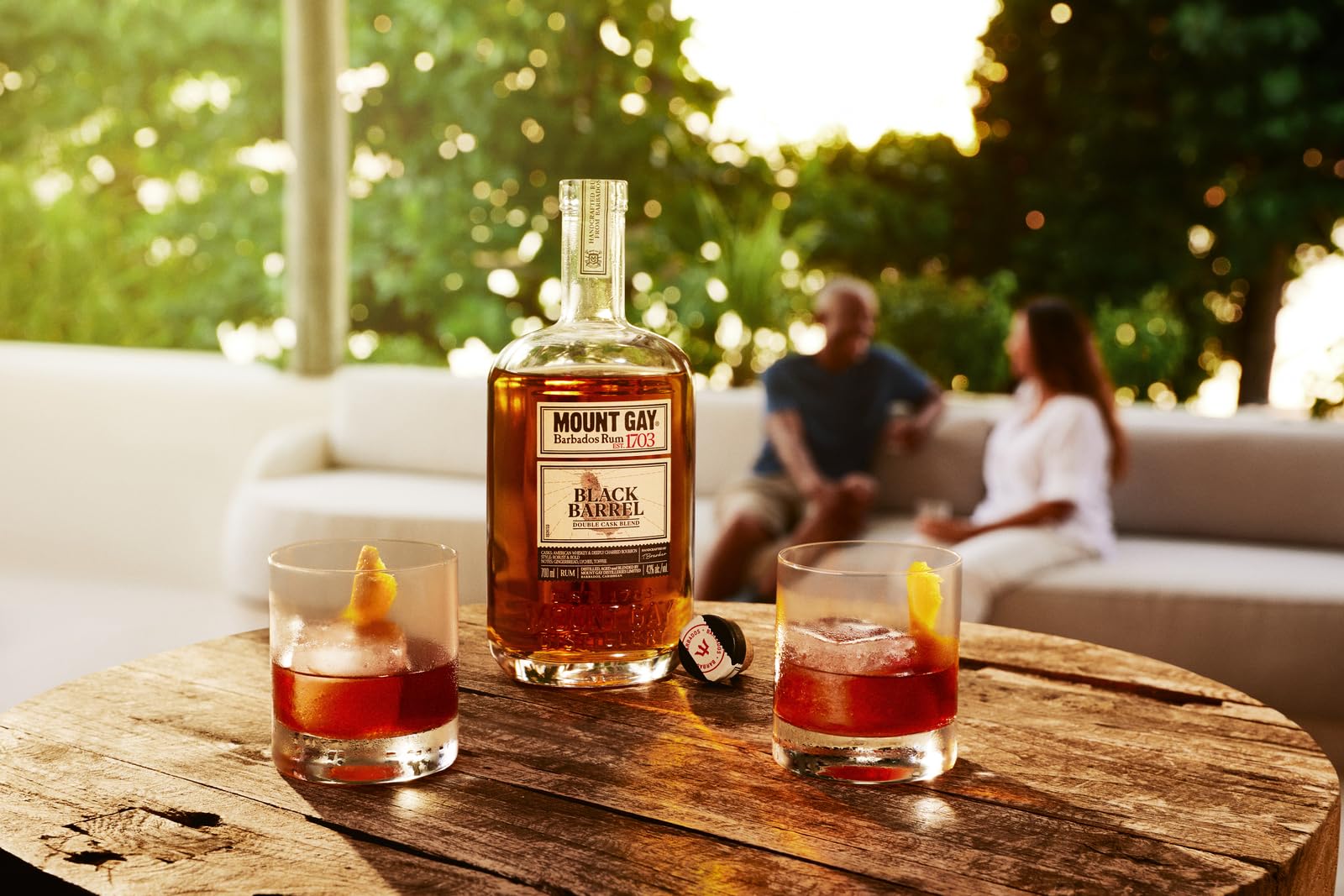 Mount Gay 1703 Black Barrel 70cl - Rum di Barbados pregiato e invecchiato. Note legnose e burrose. 43% Vol.