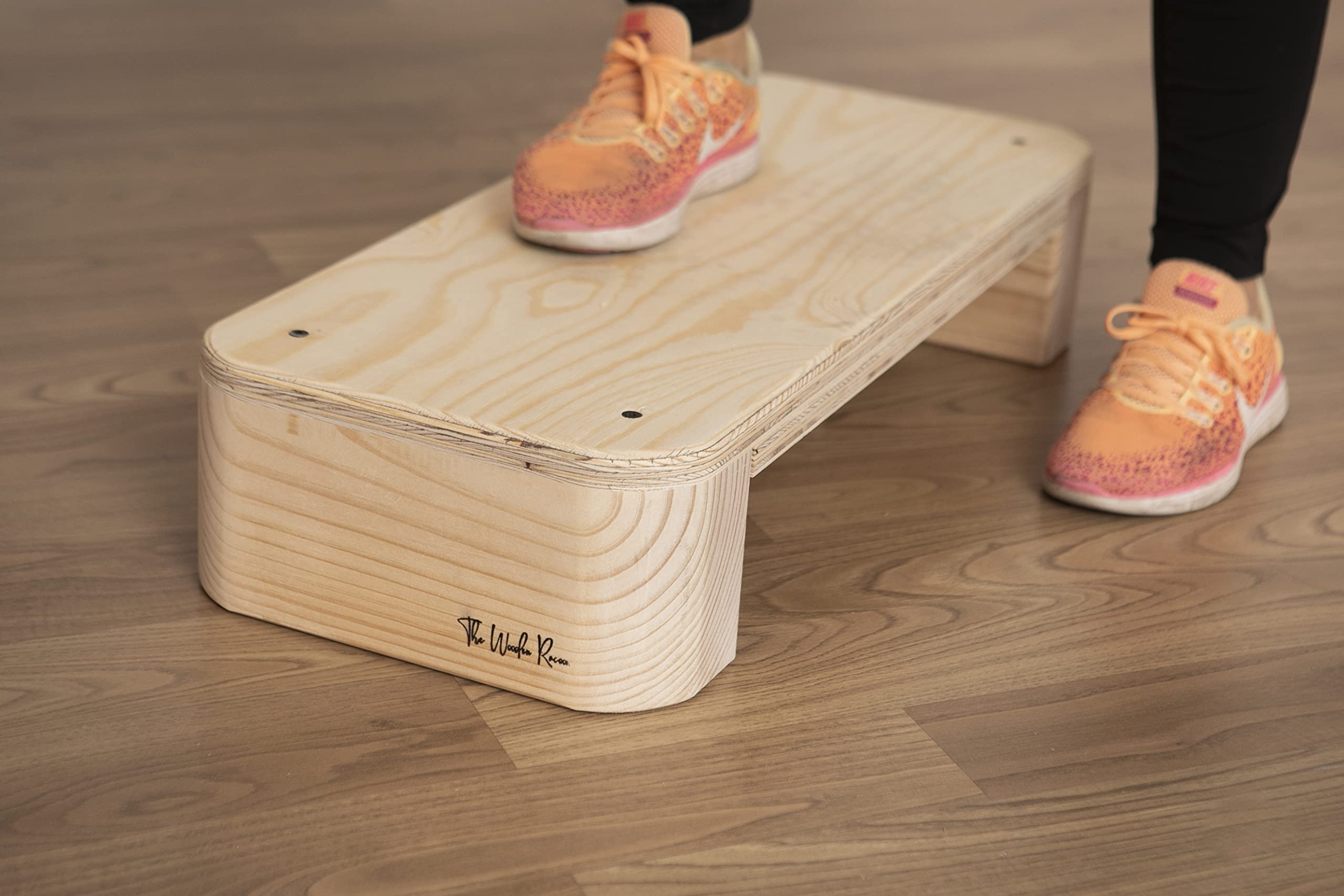 Plate-forme d'exercice Step bois marron en bois 1 niveau 68 x 29 x 14 cm Capacité 150 kg