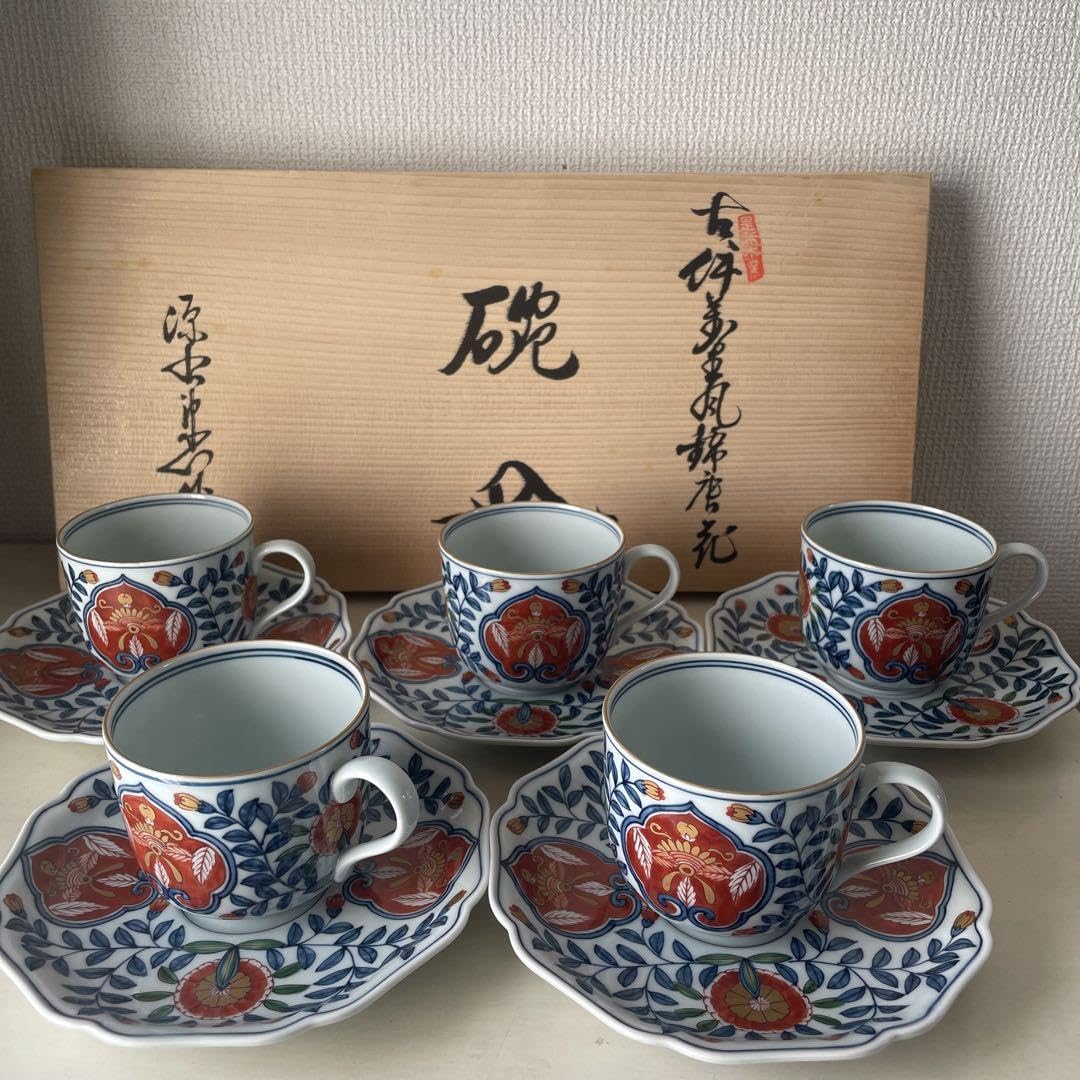 Amazon.co.jp: 源右衛門窯 有田焼 錦唐花紋 カップ&ソーサー5セット 木 
