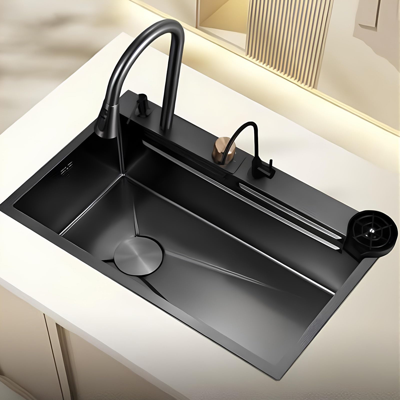 Évier de cuisine cascade à robinet extractible jet orientable pour un lavage haute précision