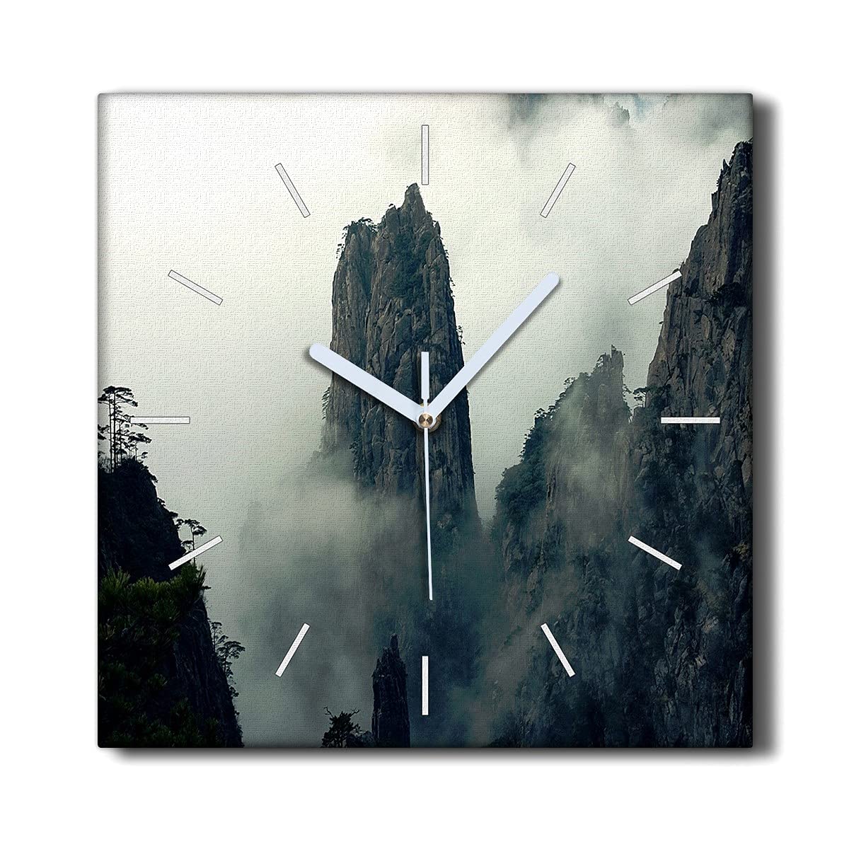 Horloge Murale Toile Salon 30x30cm Nuages arborés Montagne Brouillard
