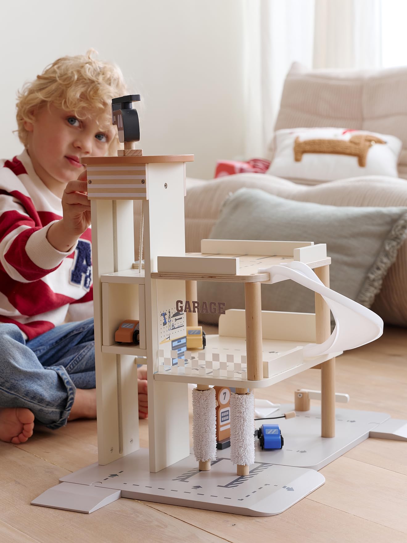 VERTBAUDET Garage 3 Niveaux avec Ascenseur en Bois FSC® Blanc TU | Jouet pour enfant garage en bois 3 niveaux ascenseur toboggan station essence aire de lavage 3 voitures dès 3 ans