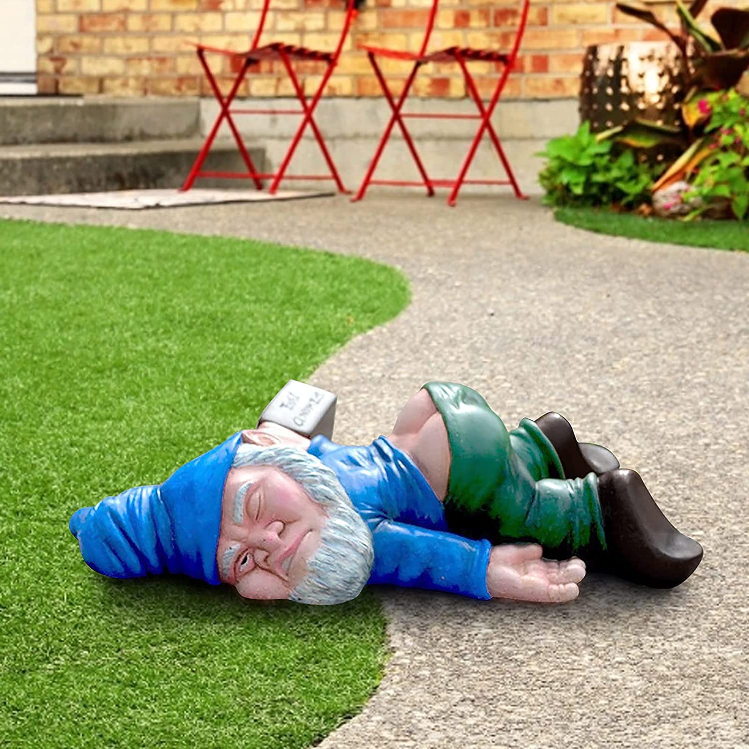 Funny Drunk Dwarf Statue Resin Garden Gnome Decoration for Outdoor Patio Yard Lawn Park Miniature Creative Ornament Elf Crafts Naughty Figurine Collection Farmhouse Decor Gift (Blue) - Image 4