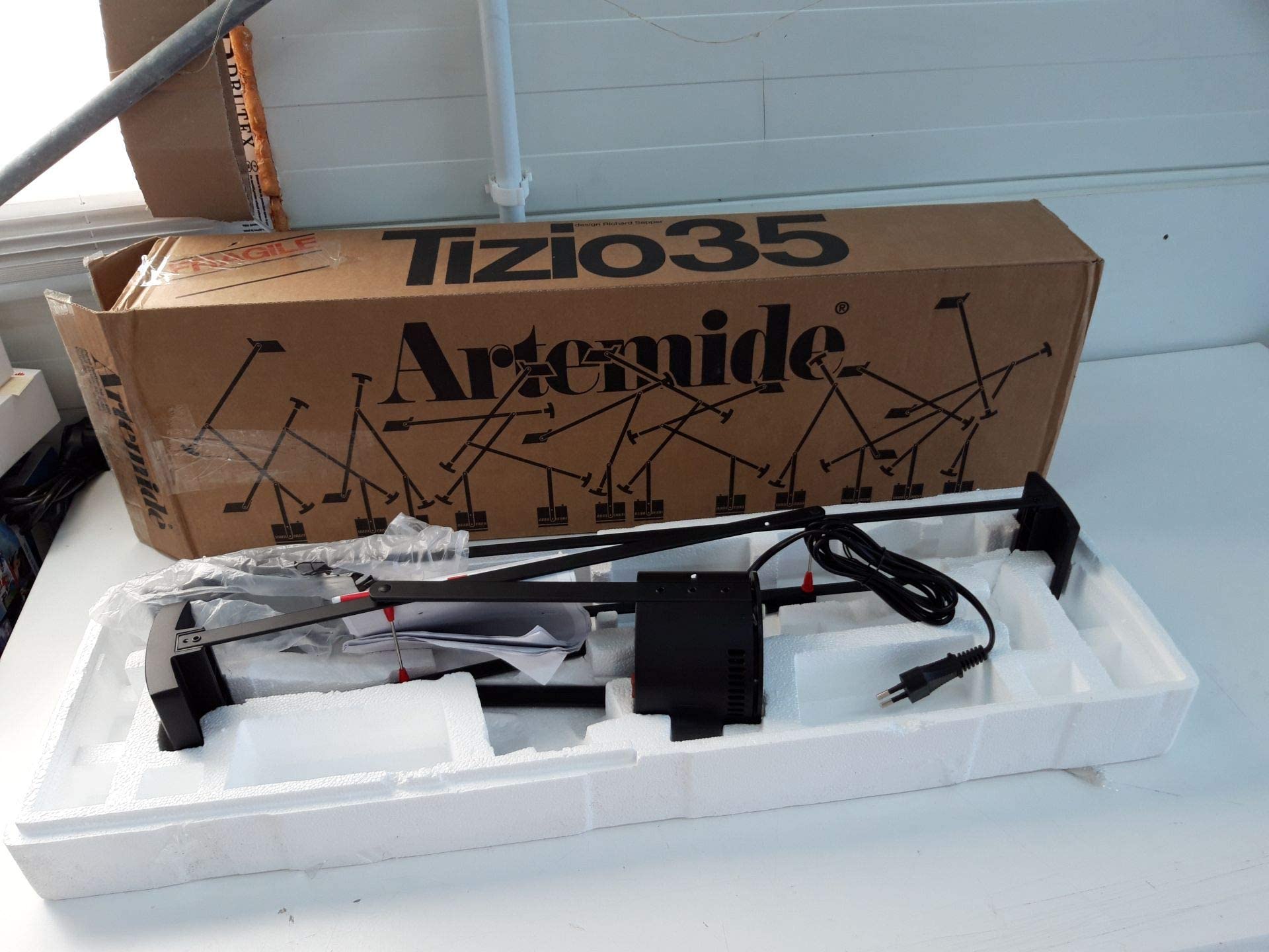 Artemide Tizio Leuchte 35 schwarz, Höhe max 100 Länge 65 cm