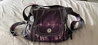 Review Image by tyrsia tyrsia