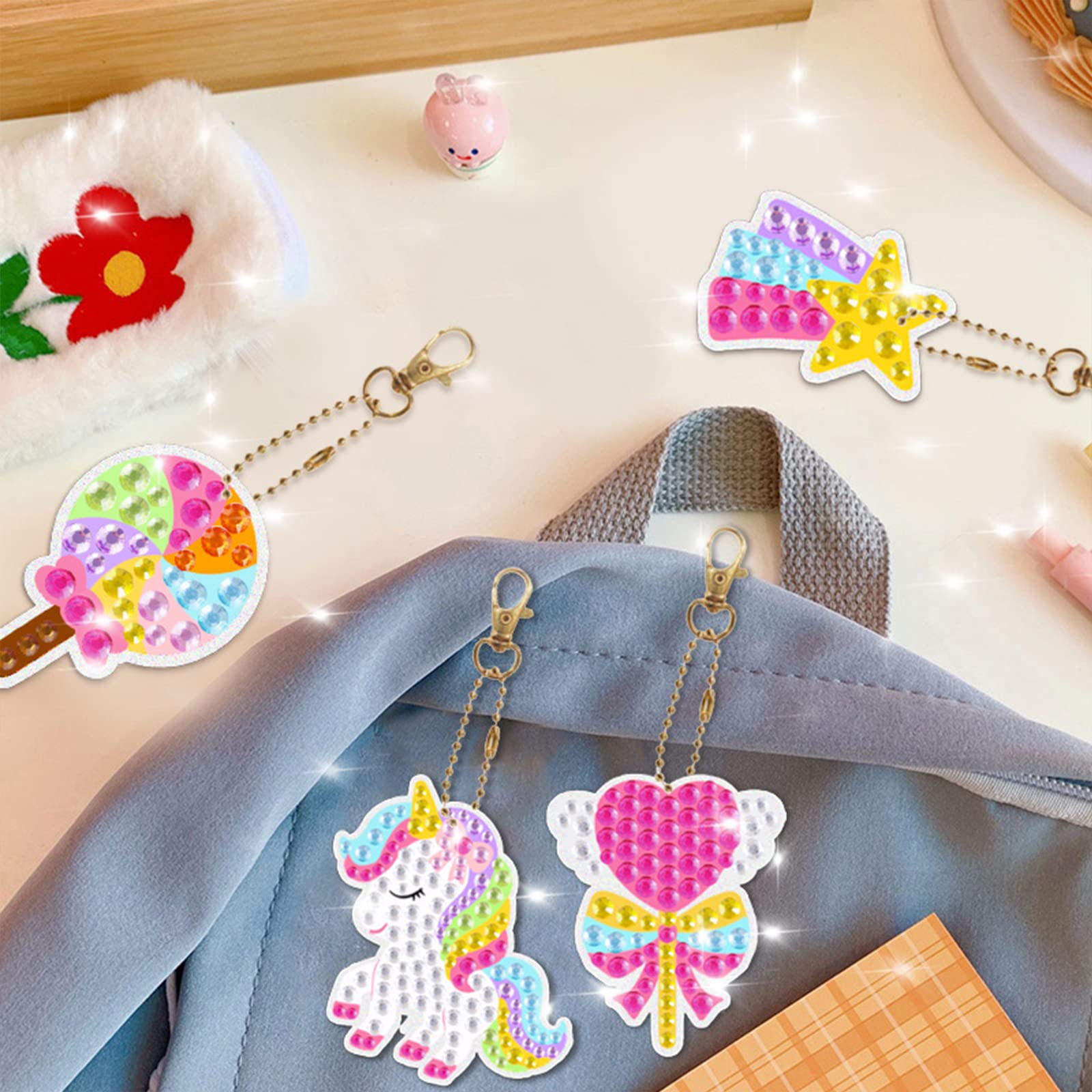 CAYUDEN 5D Diamant Peinture Porte-clés, 15pcs DIY Diamond Painting Porte-clés Ornements Licorne Diamant Painting Keychains Pendentif Gem Art pour Enfants Cadeau Fille 5 6 7 8 9 10 Ans