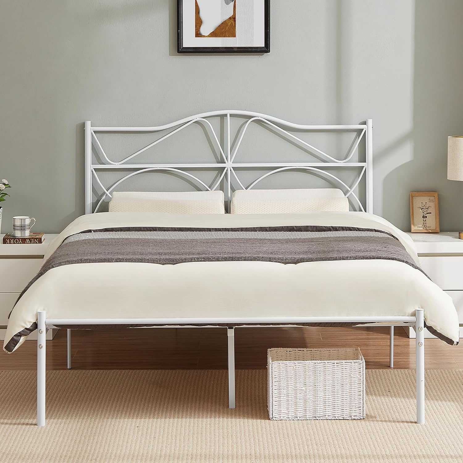 VECELO Queen Size Bed Frame, Metal Bed Platform with Headboard, Sturdy Steel Slats Support, No Box Spring Needed/Noise-Free,Easy Assembly