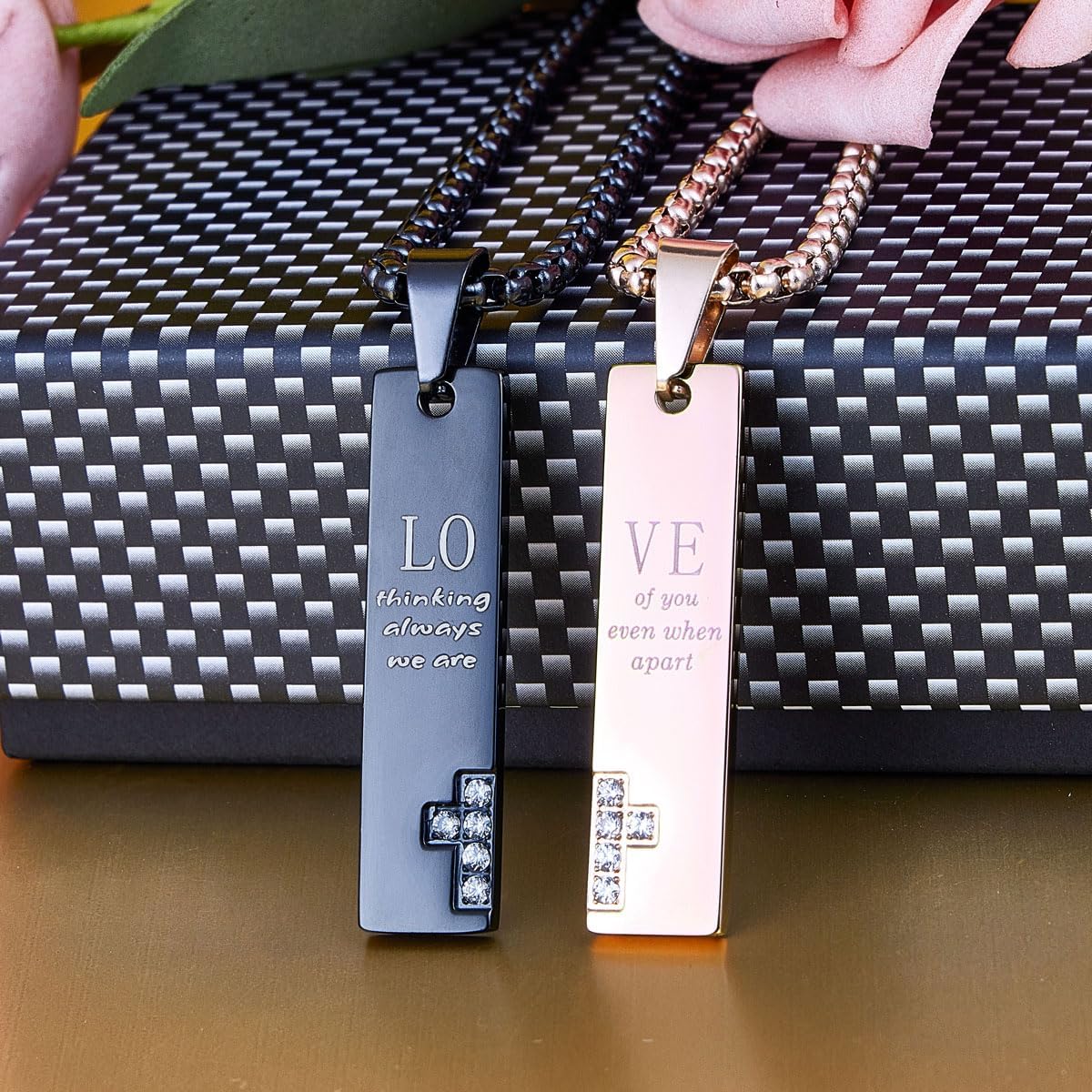 Wolentty Couple His Hers Distance Necklaces for Valentines Day Gift