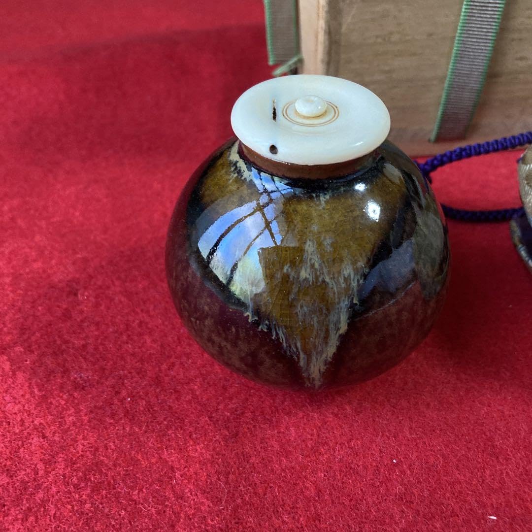 ☆膳所焼茄子茶入☆裏千家十四代淡々斎花押☆u544