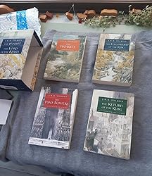 Amazon.com: J.R.R. Tolkien 4-Book Boxed Set: The Hobbit and The Lord of ...