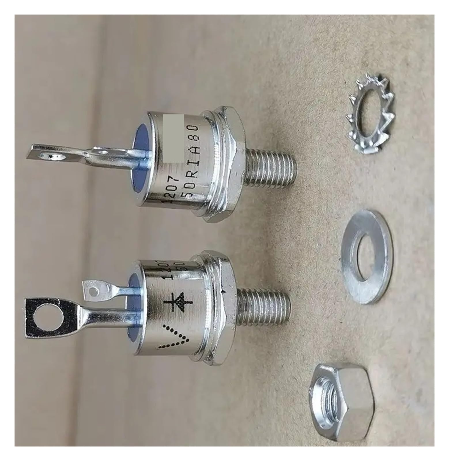 LEOTNNDQ 1PCS 50RIA80 Thyristor