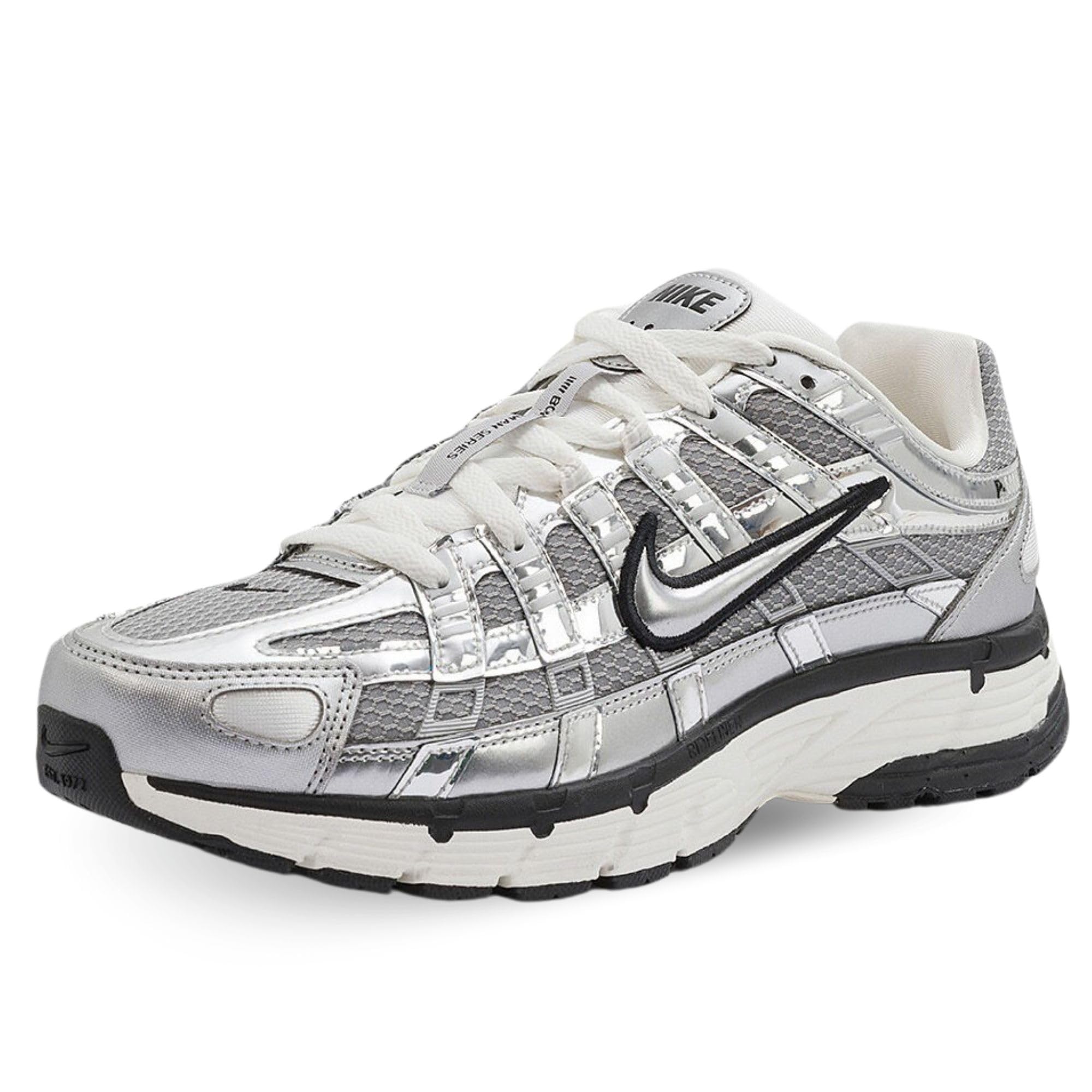 Nike P-6000 シルバー NIKE P-6000 