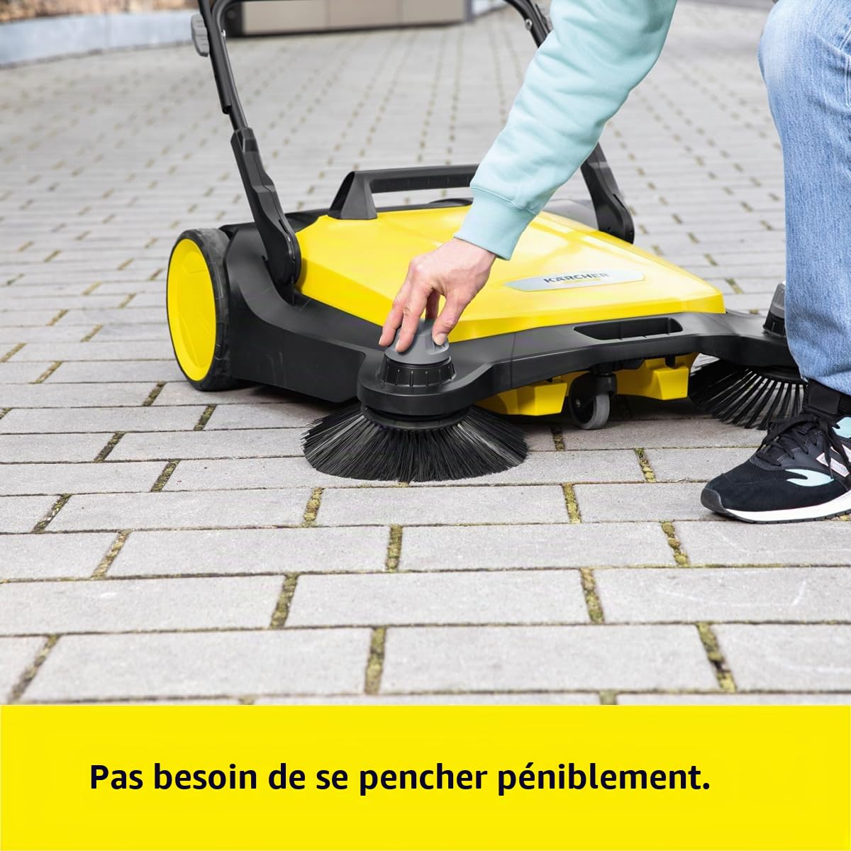 KÄRCHER balayeuse S 6 Twin (Rendement Max. : 3000 m²/h, 2 balais latéraux, réservoir : 38 l, Largeur de Travail : 860 mm, Guidon Ergonomique, bac autoportant)