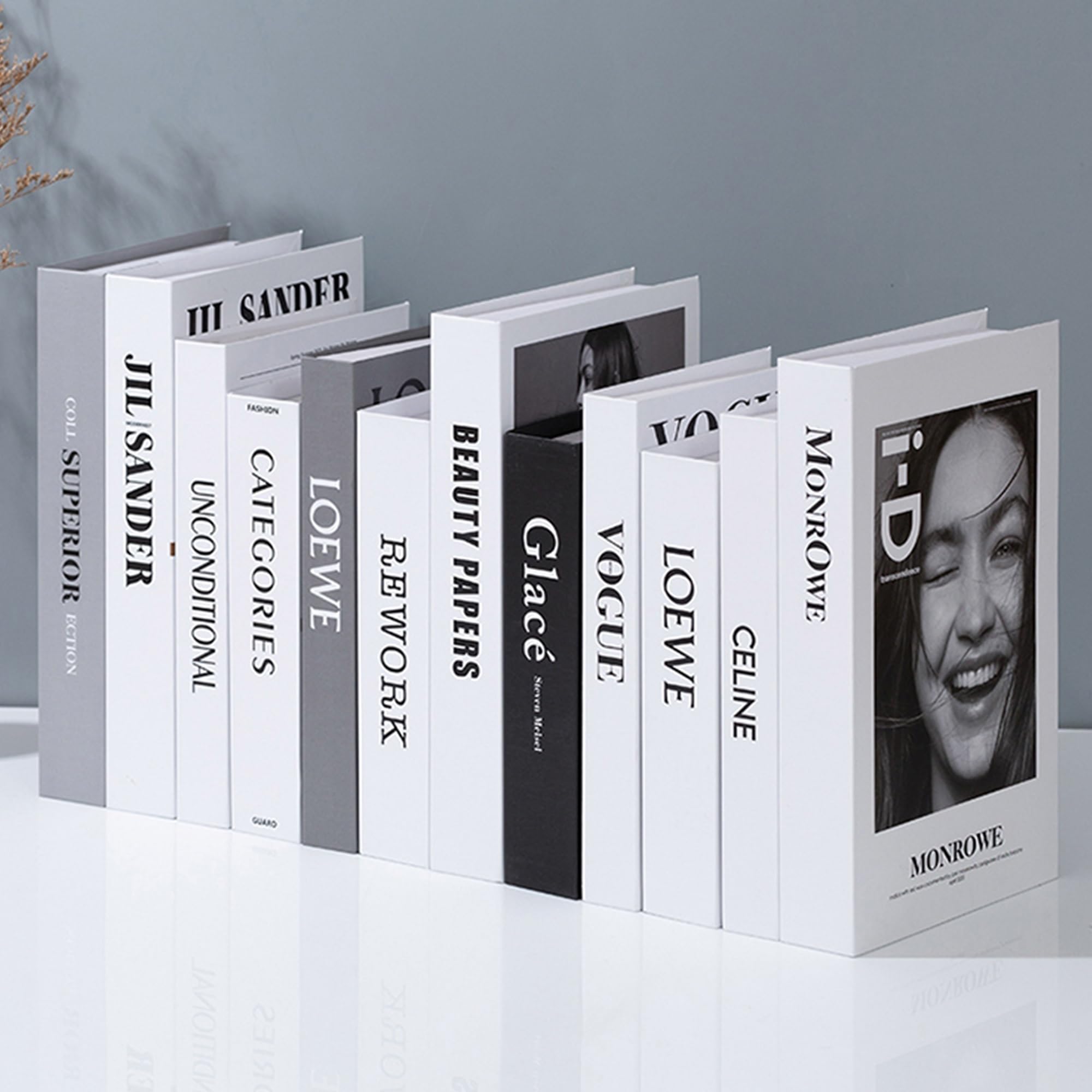Artissance AM83500000 18 in W Black and White (Set of 12) Decorative Books