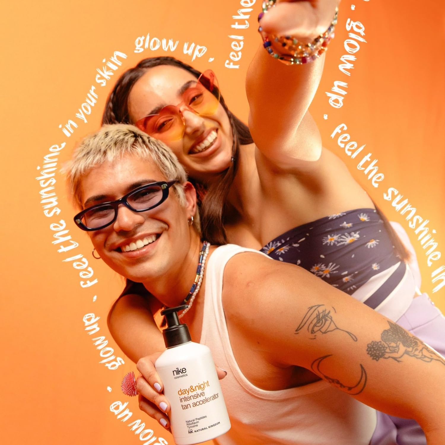 NIKECOSMETICS - Potenciador del Bronceado Corporal Tan Accelerator Monoi Vibes Day&Night 250 ml, con Manteca de Karité, Hidratante, Aporta Elasticidad y Suavidad, Ligera, Fórmula Vegana
