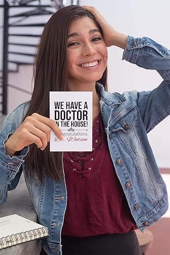 Miniatura 3 de Tarjetas de graduación personalizadas para médico, tarjeta de felicitación personalizada para hija o hijo, tenemos un médico en la casa, regalos de