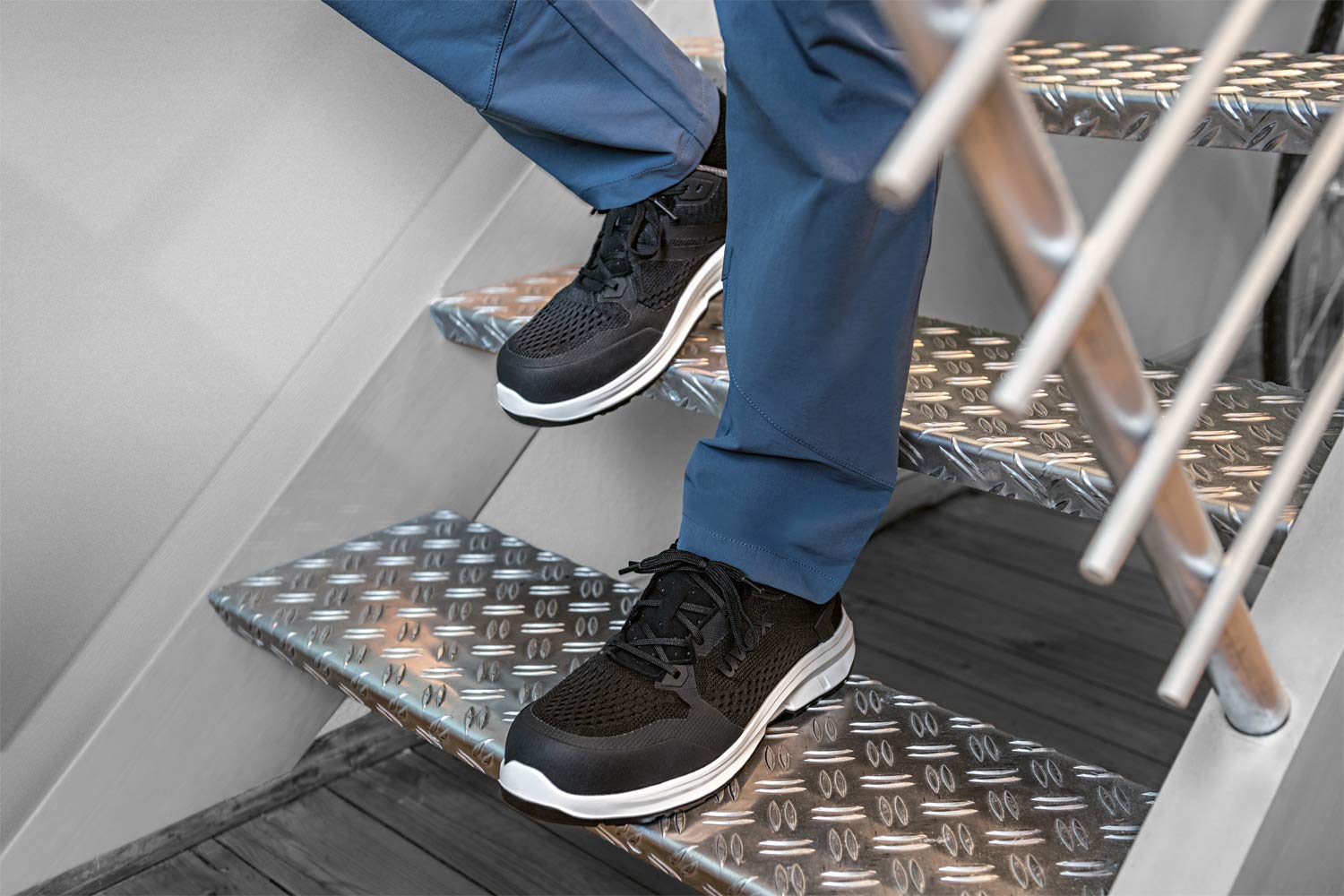 Uvex 1 Sport Scarpe da Lavoro Antinfortunistiche S1 SRC | Scarpa Antinfortunistica Bassa | Puntale Metal Free | Nero