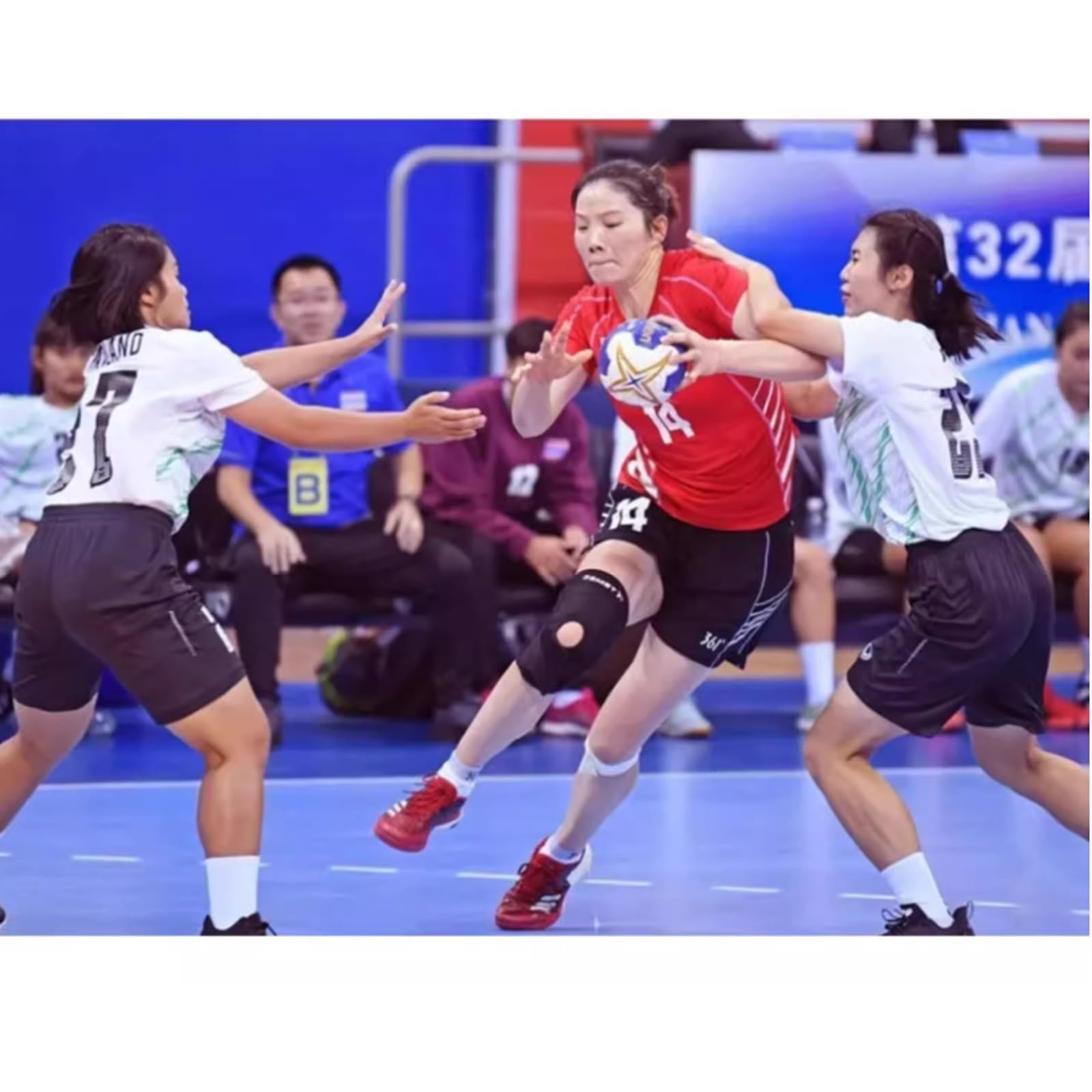 Pizarra Táctica de Balonmano, Pizarra Magnética para Alineación de Balonmano, Portapapeles de Borrado en Seco de Doble Cara, Resistente y Duradera, Diseño para Colgar, para Formación Docente
