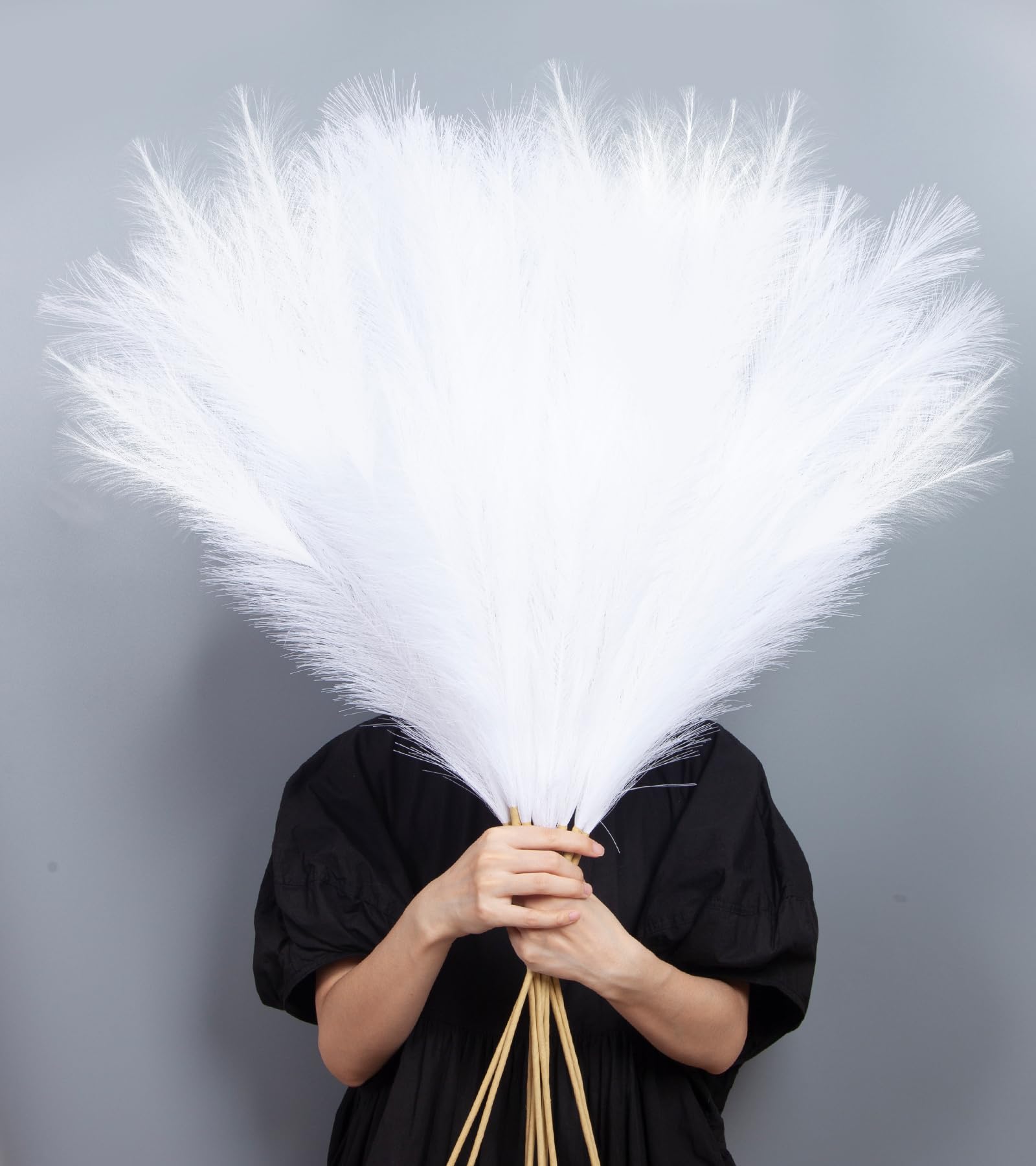 Photo 1 of MUUNC 9 Pcs 45" White Pampas Grass Decor