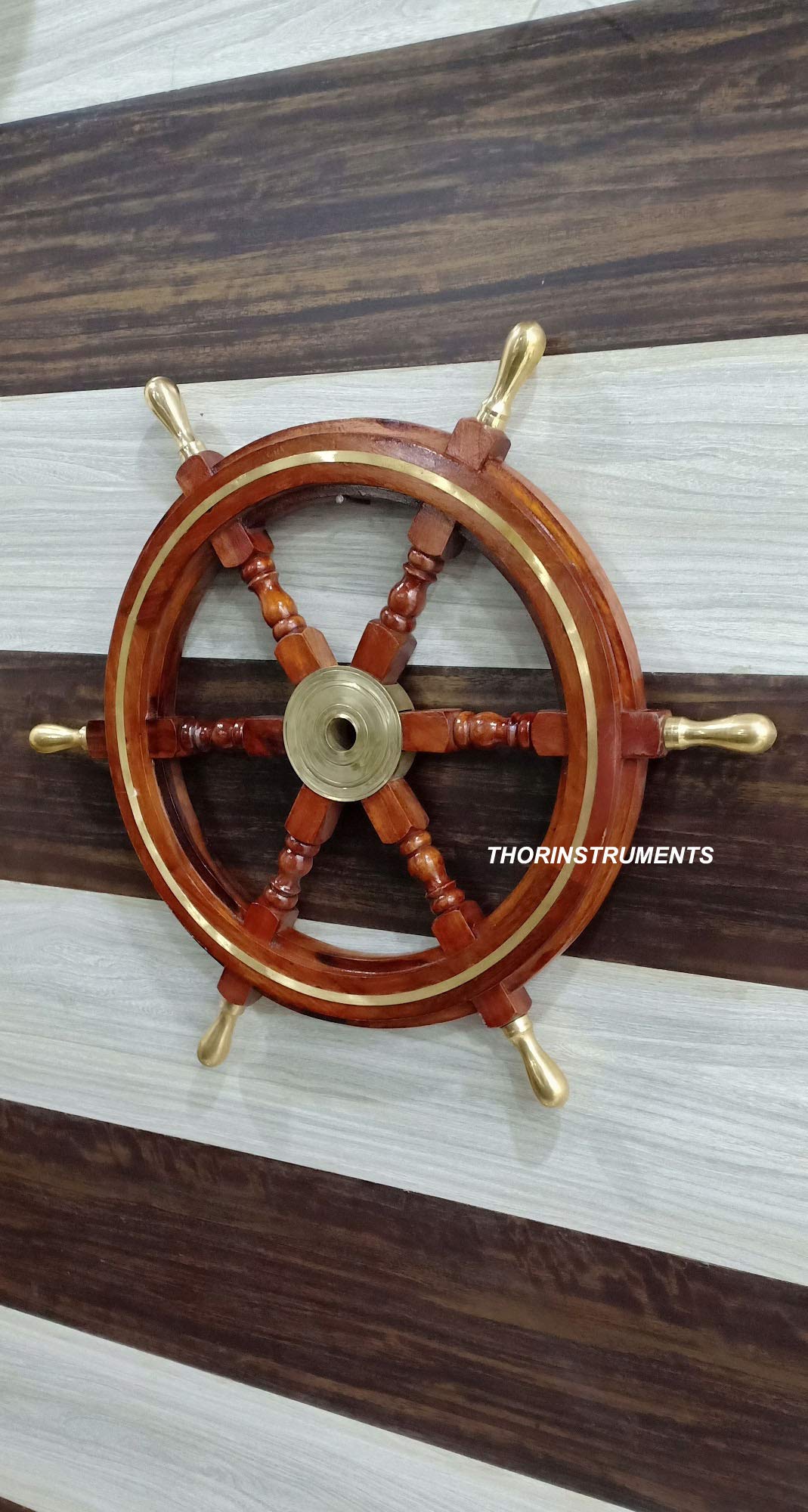 ThORINSTRUMENTS (mit Gerät) Nautischer Messinggriff Lenkrad Schiffsrad Piraten-Captain-Rad Heimdekoration 45,7 cm