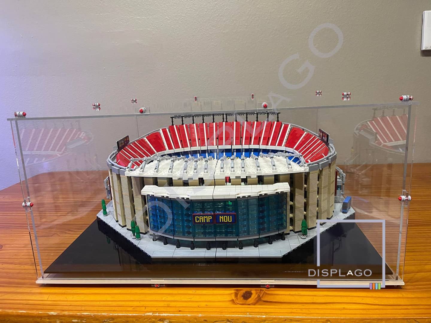 Amazon.co.jp: Lego® #10284 Camp NOU FC バルセロナ用ディスプレイ 