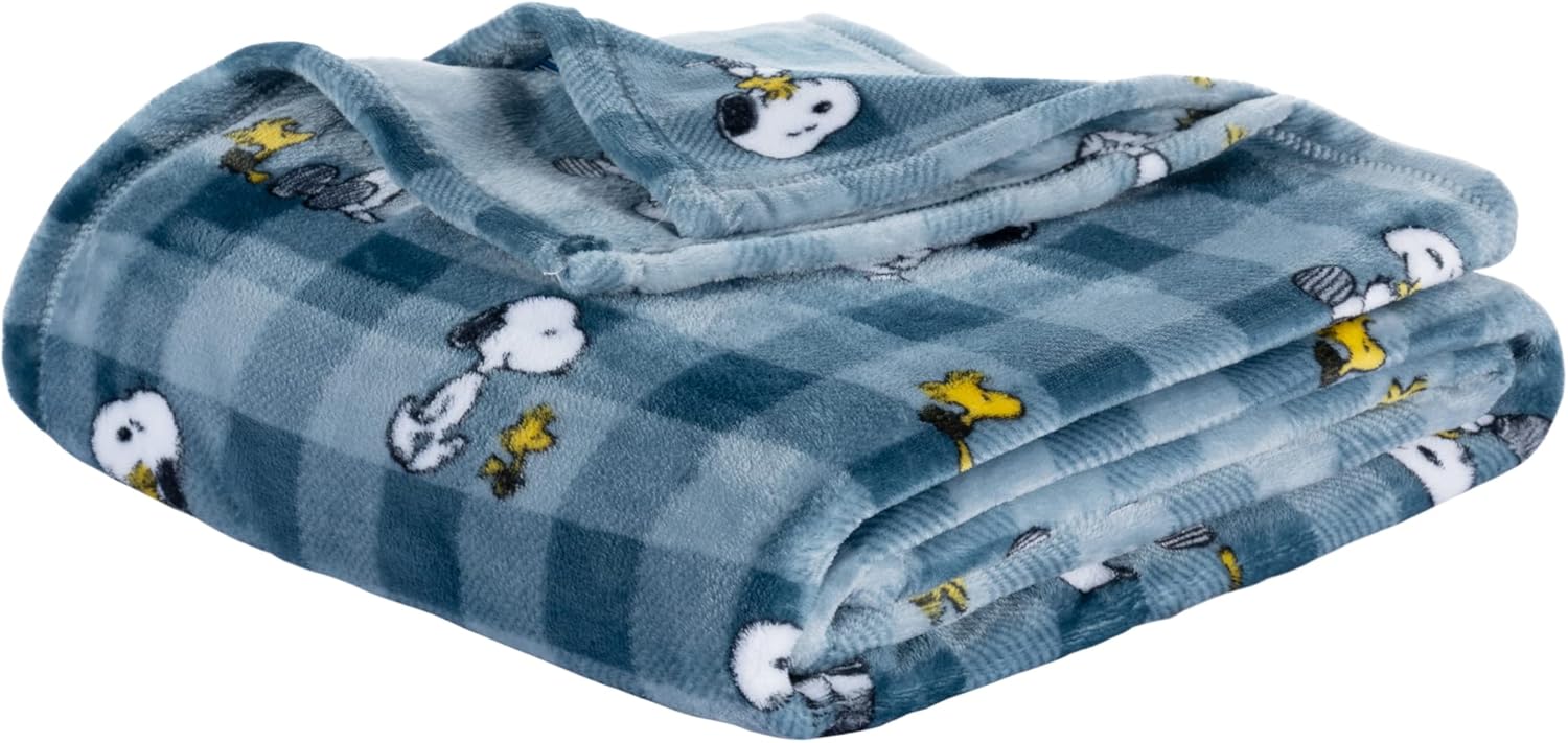 Berkshire Blanket Peanuts® VelvetLoft® Cute Character