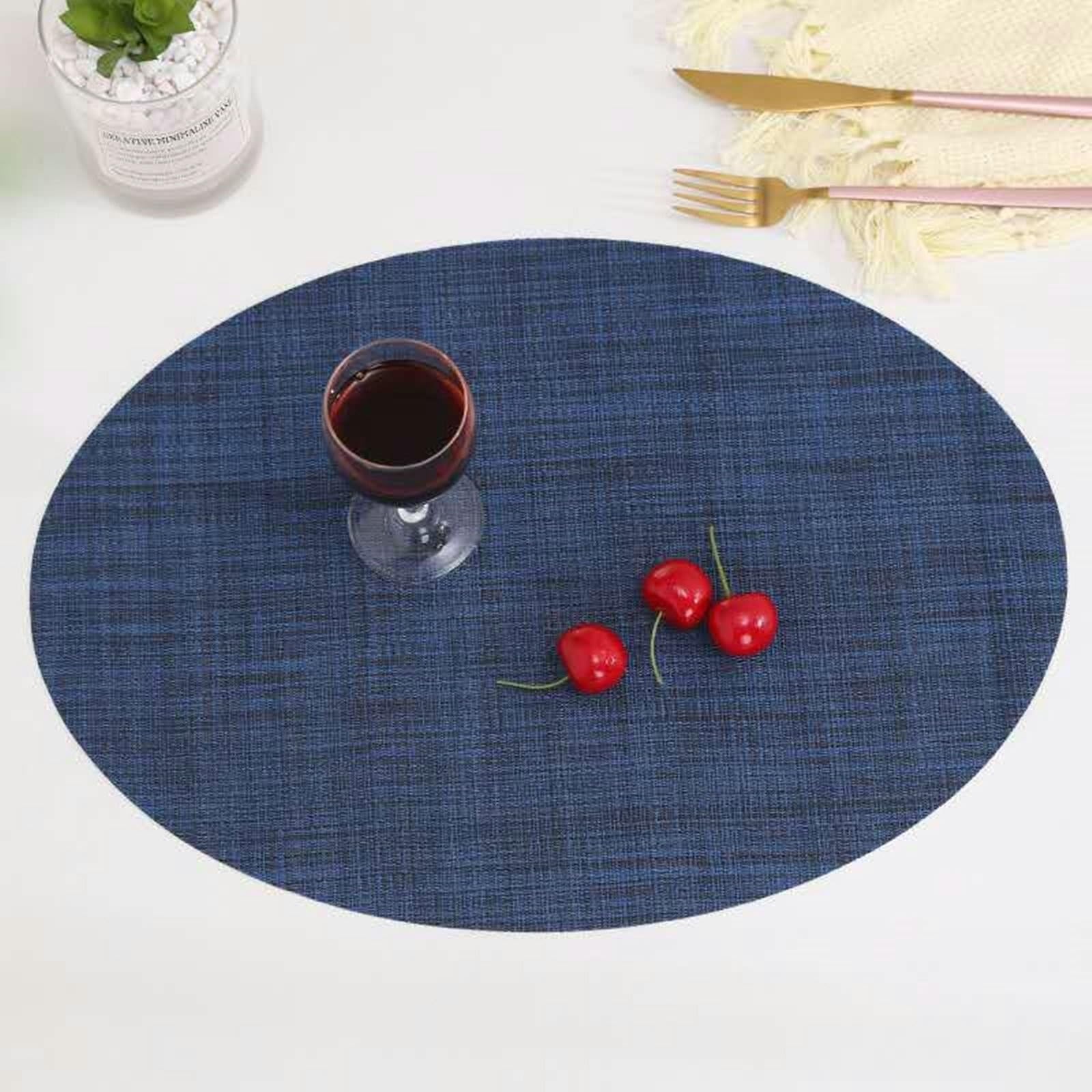 Set de table ovale bleu marine anti-tache pour protéger votre table en bois