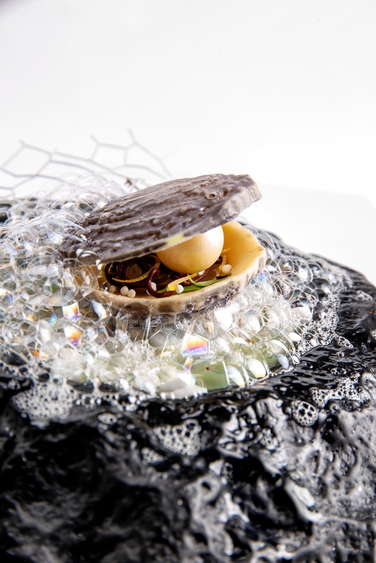 Austern aus Schokolade - die Weltneuheit zum Dessert 12 Stück 250g