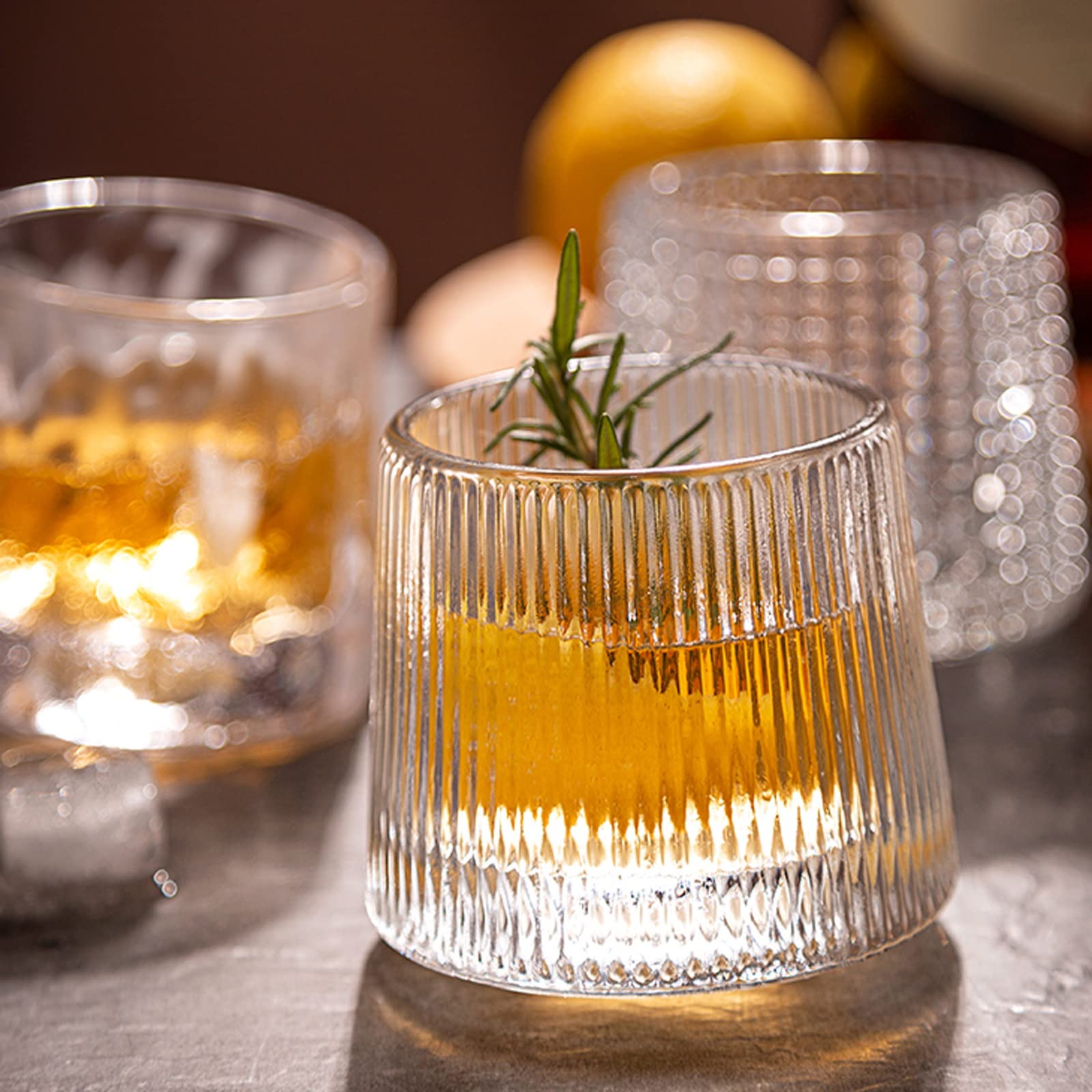 QINGGANGLING999 Wassergläser 4 stücke Trinkgläser Set verdicktes Glas Kristallglas Premium Weinglas Whisky Fremdwein Tumbler Cup Küche Glaswaren Trink-Gläser (Color : C)
