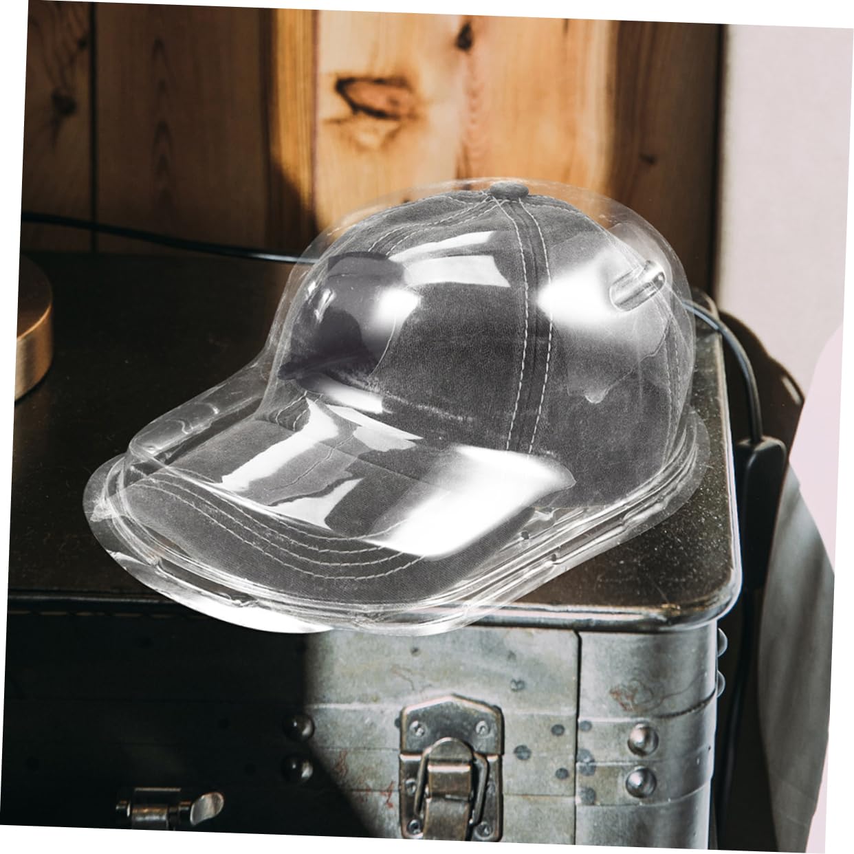 UKCOCO Porta Gorras de Béisbol de Plástico Pp para 6 Piezas | Expositor Transparente Colgante, para Gorras de Visera Curva, Diseño Antideformación