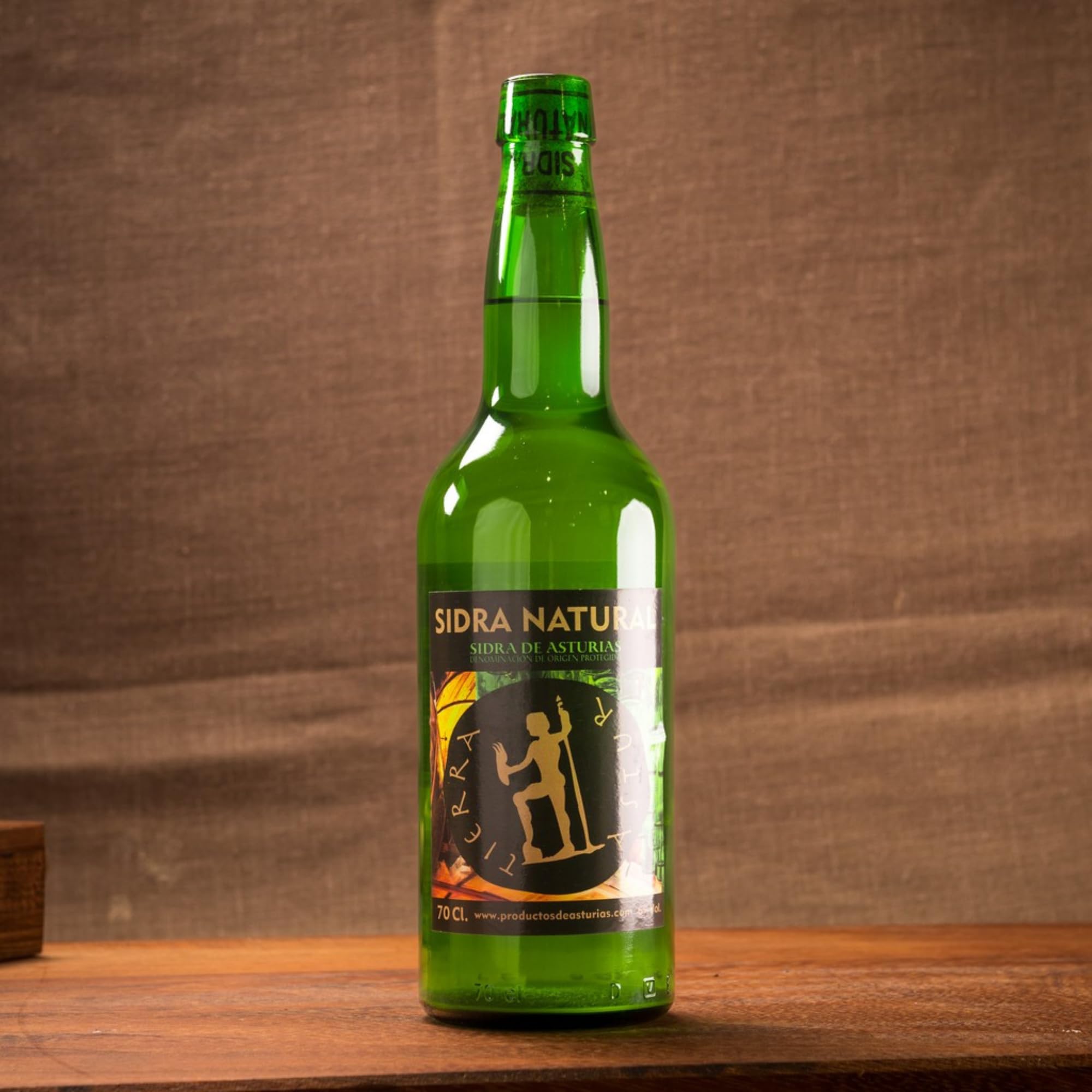 Sidra Asturiana DOP | Pack 6 Botellas 70 cl de Sidra Asturiana – 100% Manzana de Asturiana, 6% Vol