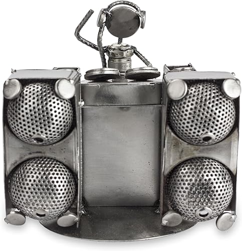 NOVICA Escultura metálica decorativa de metal reciclado, 6.25 pulgadas de alto, Dj' rústico