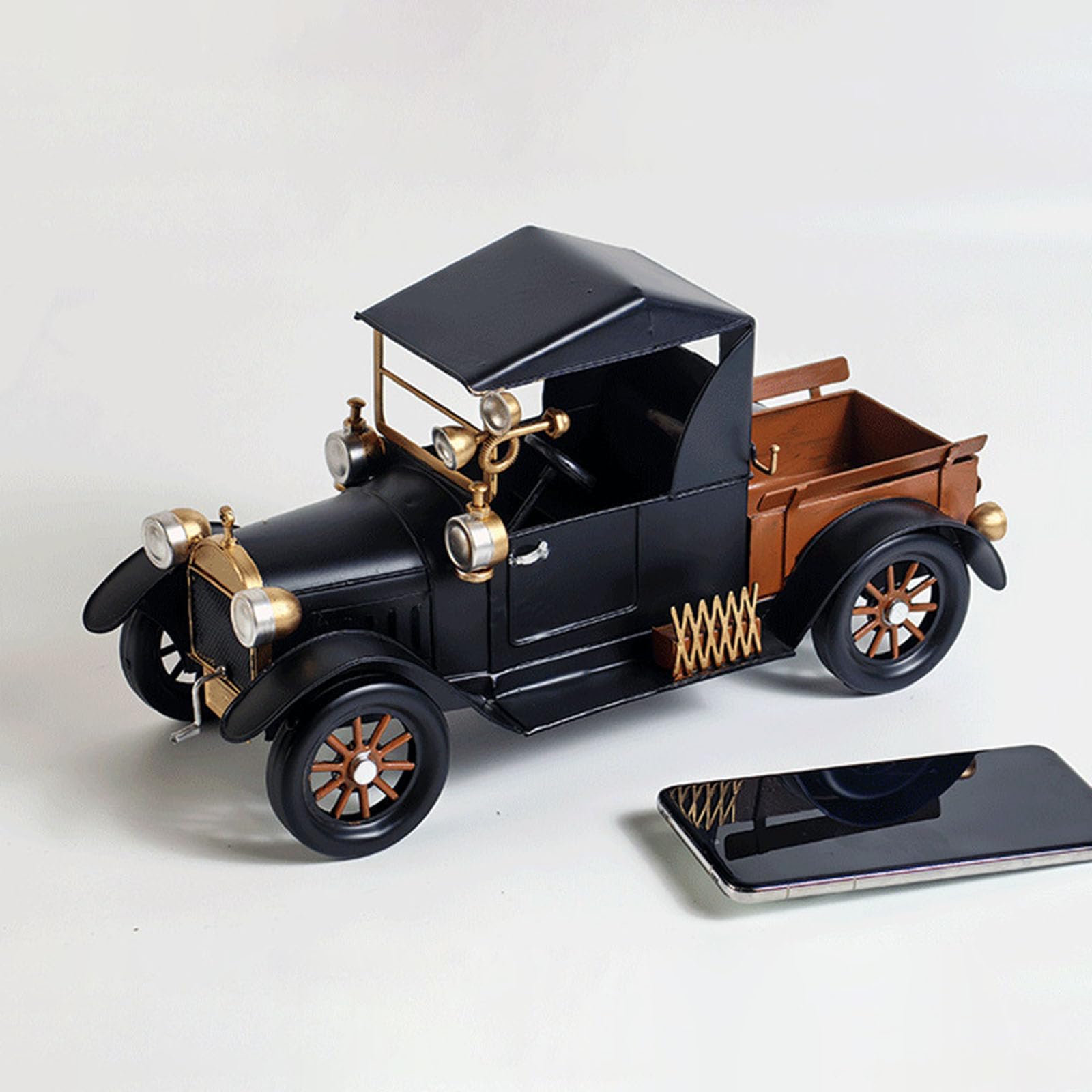 Bronzo Modello di Auto Classica Artigianale Collezioni Giocattolo Veicolo Da Collezione Antico Modello di Auto D'epoca Desktop Ornamento Metallo Antico Vintage