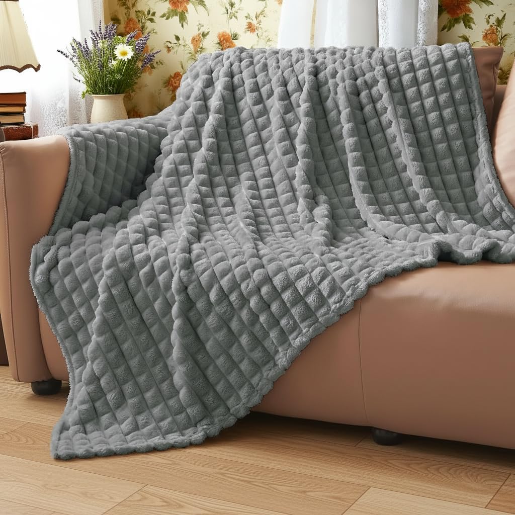 Bedelite Women's Grey Fluffy Fleece Twin Blanket - Couch Throw Checkered Design Soft Cosy Warm Blankets For Double Bed, Gifts For