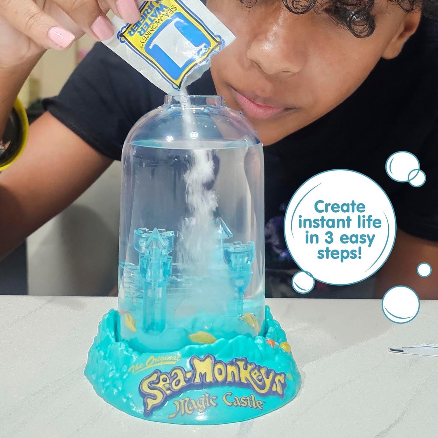 Oryginalny zestaw naukowy Sea Monkeys - Magic Castle - Grow Your Own Pets Science Kit - zawiera jajka, karmę i filtr do wody (opakowanie może się różnić)