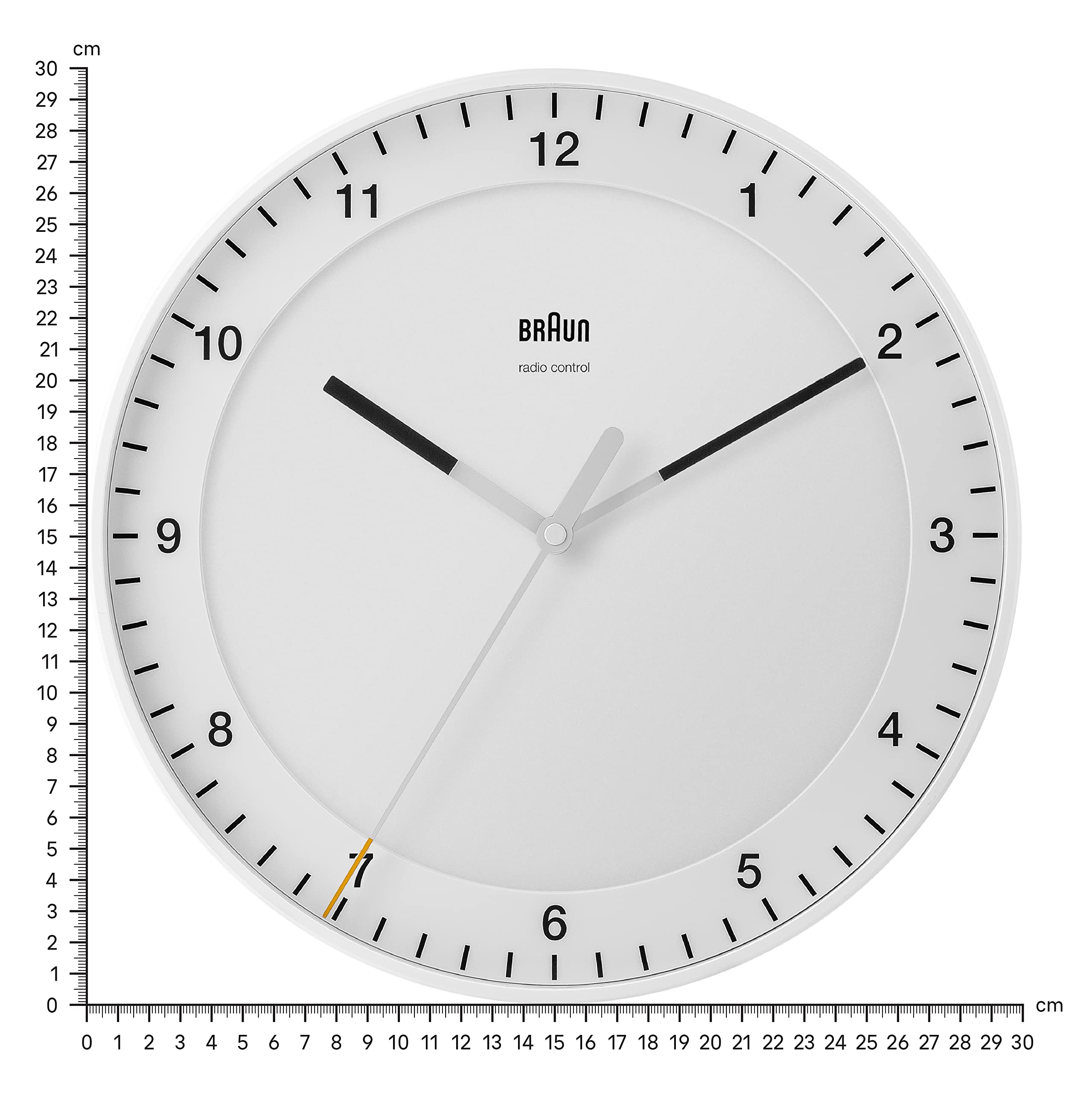 Braun Klassische große Funkwanduhr Mitteleuropäische Zeitzone (MEZ/GMT+1) mit leisem Uhrwerk, leicht lesbarem Zifferblatt, 30cm Durchmesser, weißes Modell BC17W-DCF.