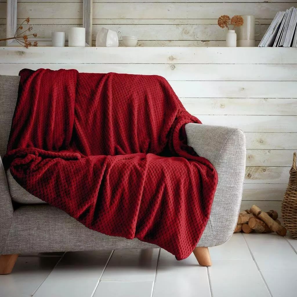 House of QT Throw Blanket Soft Waffle Honeycomb – Cosy Warm Fleece Sofa & Bed Throw, Popcorn Texture Thermal Blanket for Kids & Adults (RED, Double - 150 X 200)