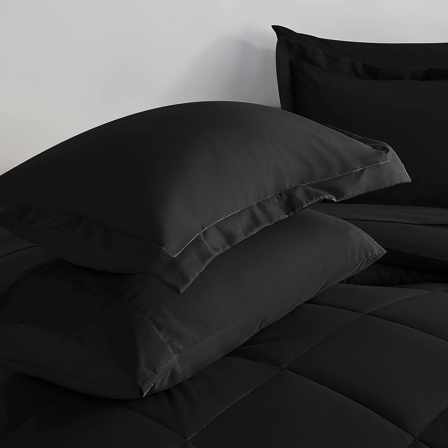 Sleepdown 7 Piece Bed in a Bag Queen Comforter Set with Sheets, All Season Ultra-Soft Lightweight Microfiber Comforter - Black, Queen