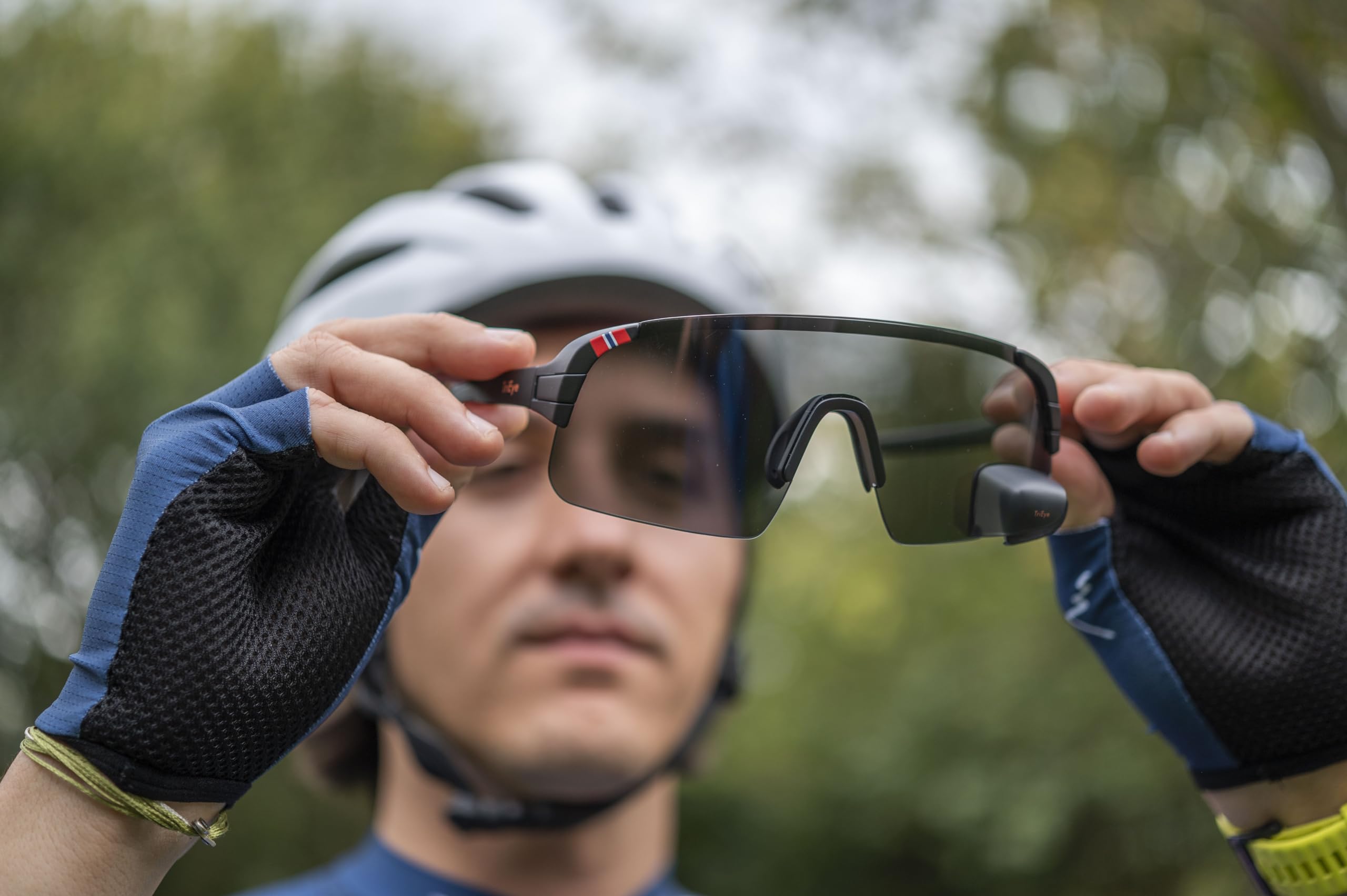 MOMES TriEye View Occhiali Nero S