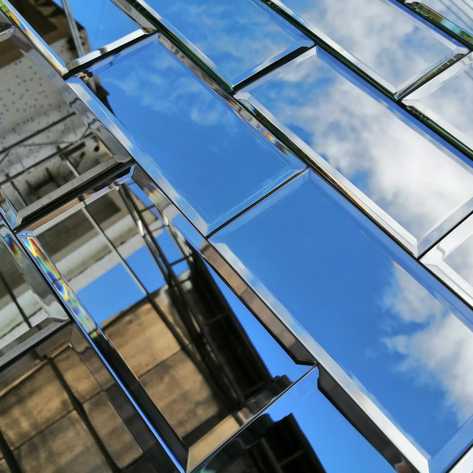 Diflart Peel and Stick Mirror Backsplash, Silver, 4x8 Inch, Beveled Mirror Subway Kitchen Bar Wall Tile (5.8 Sq.ft, 26 Pcs)